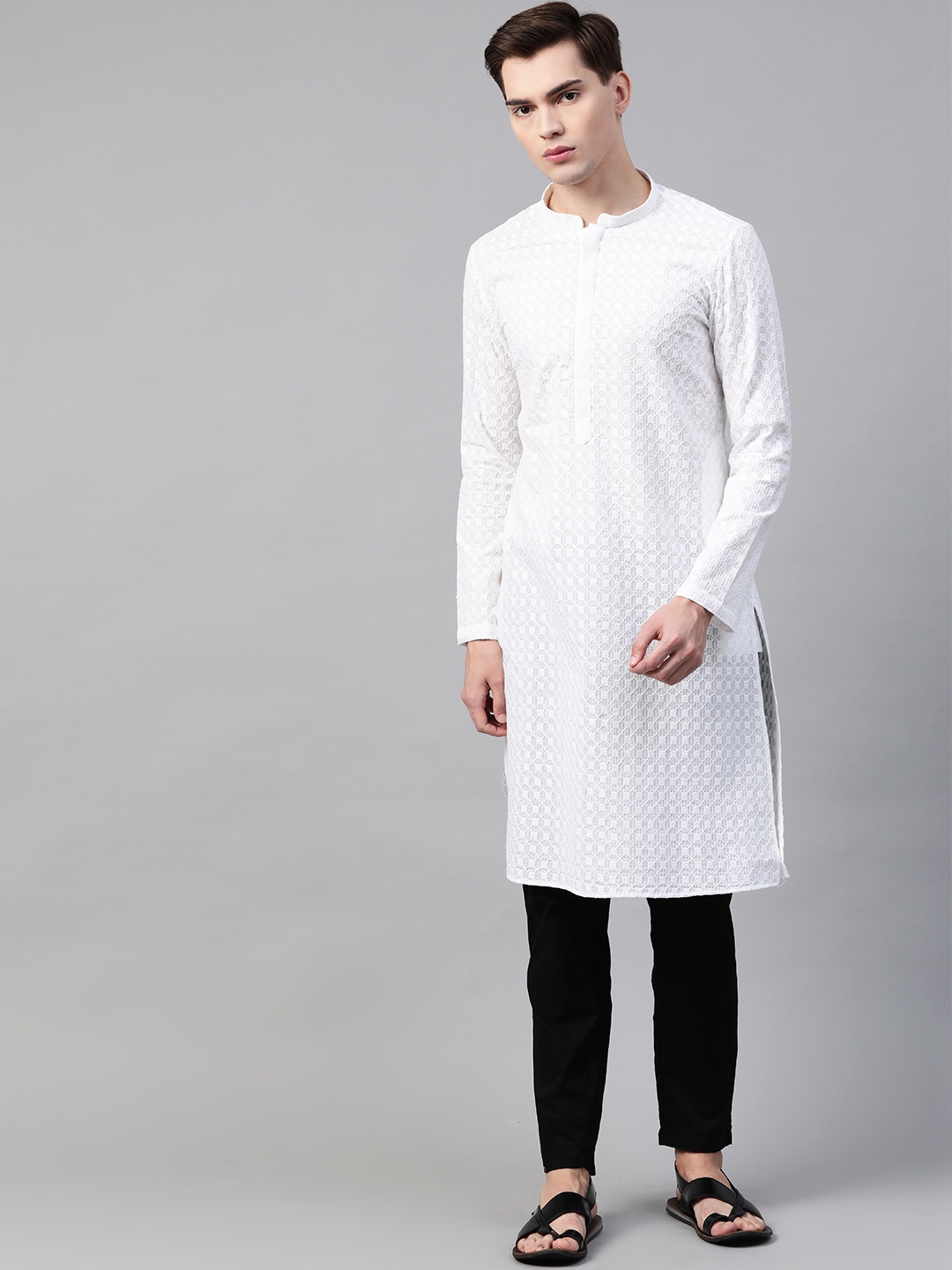 

See Designs Men White Ethnic Motifs Embroidered Pure Cotton Thread Work Kurta