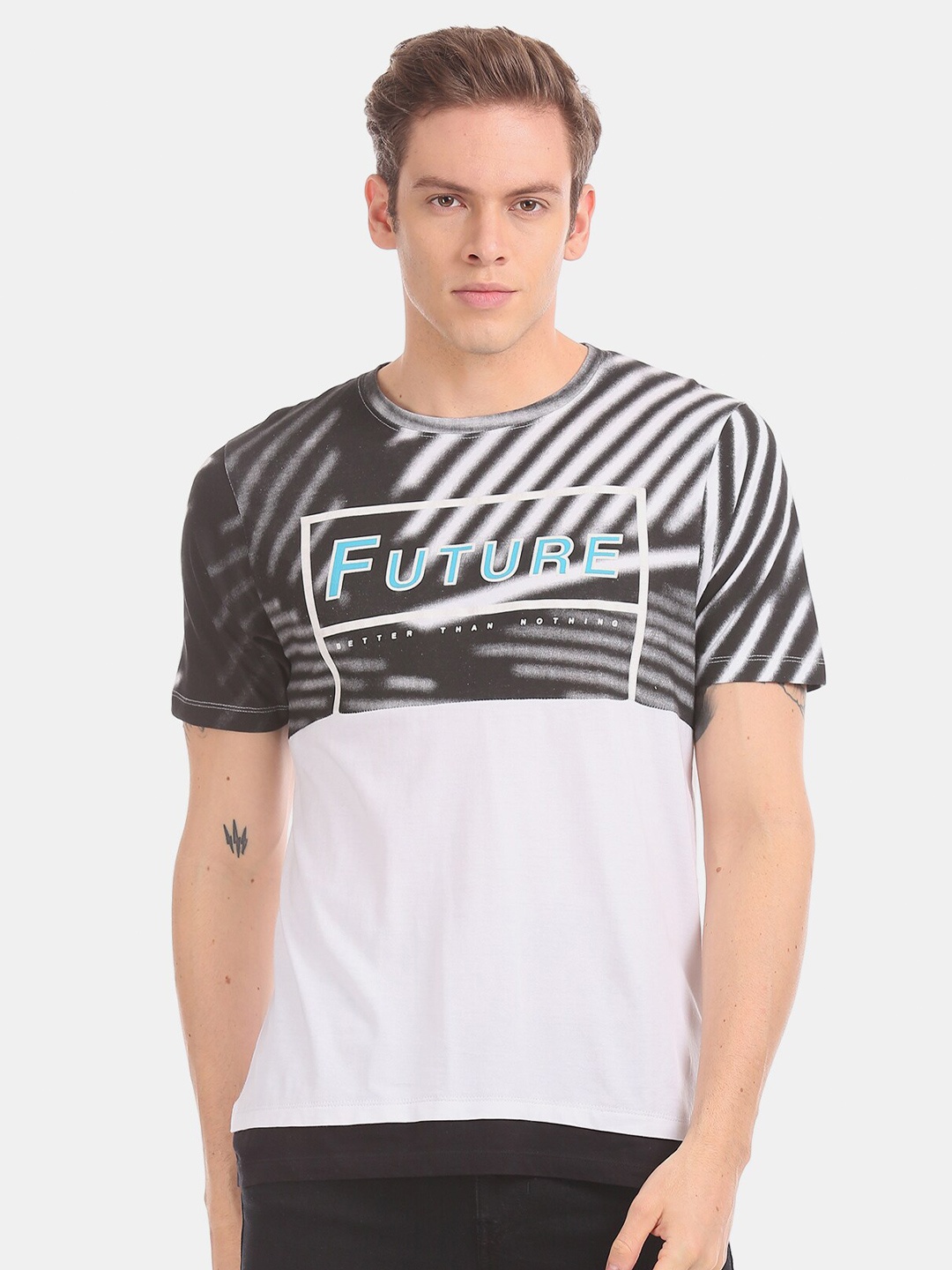 

Colt Men Black Printed Round Neck T-shirt
