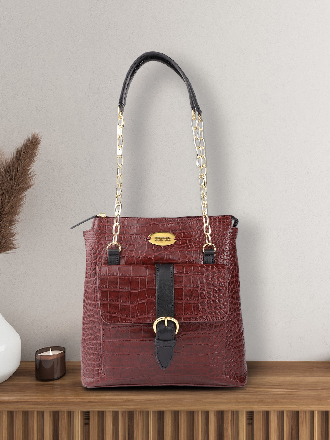 

Hidesign Women Maroon & Black Croc-Textured Leather Structured Shoulder Bag