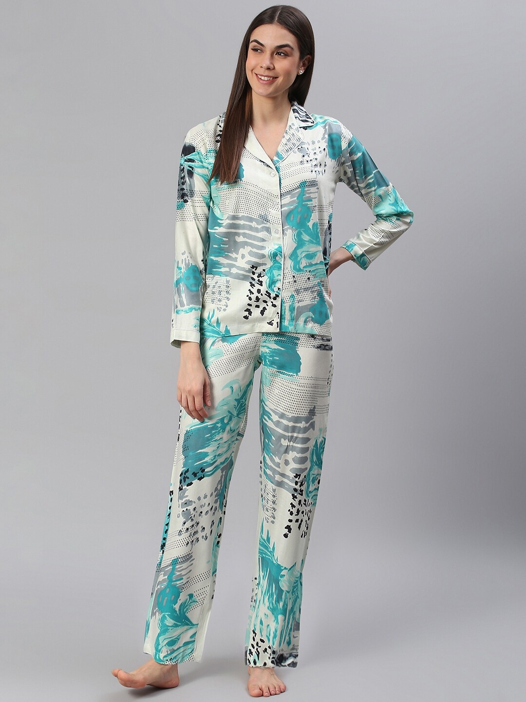 

Cation Women Green & Turquoise Blue Printed Night Suit