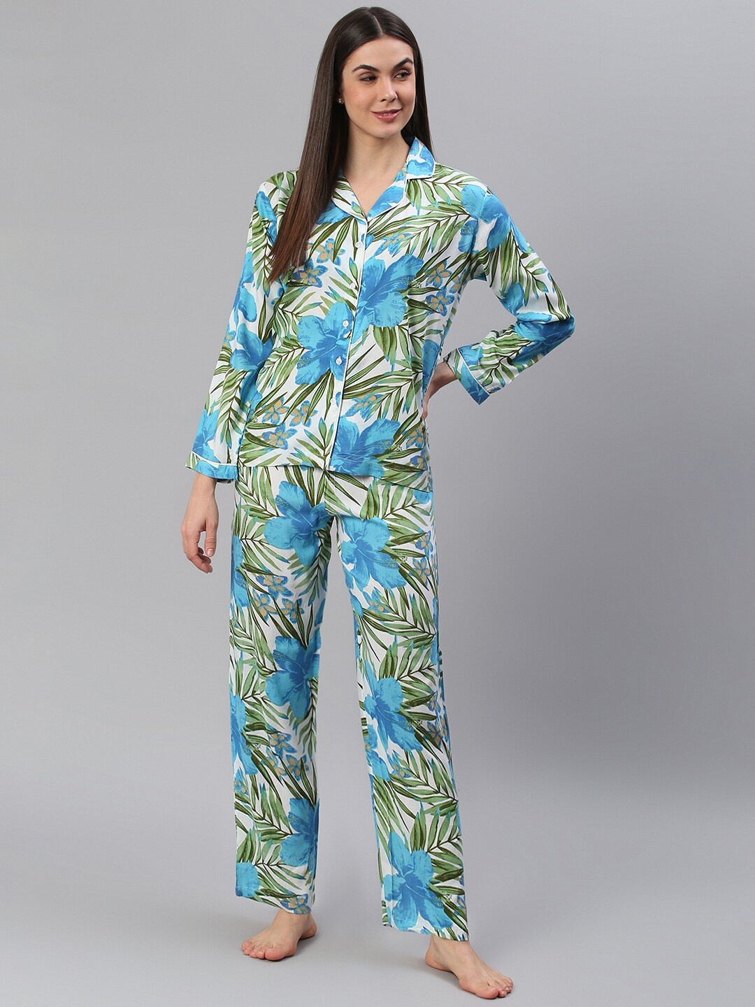

Cation Women White & Blue Printed Night Suit