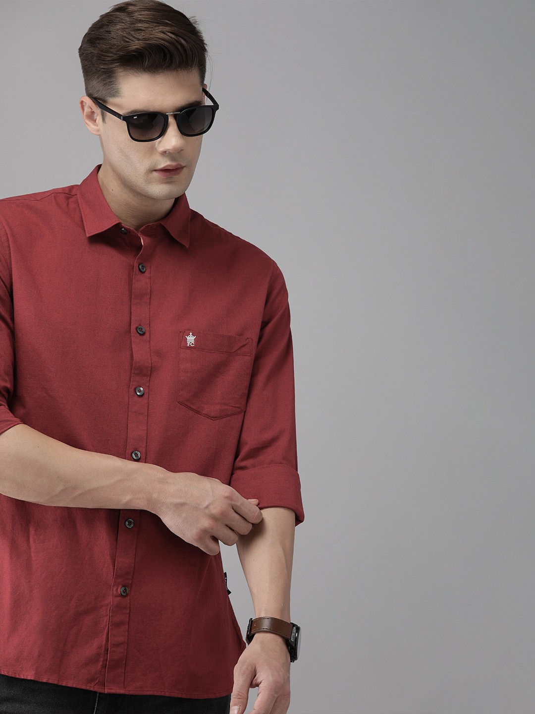 

French Connection Men Maroon Solid Cotton Linen Slim Fit Casual Shirt