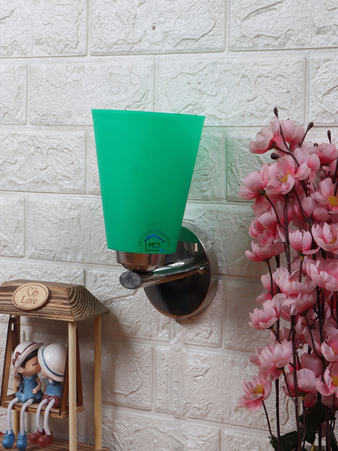 

MFD HOME FURNISHING Green Solid Traditional Wallchiere