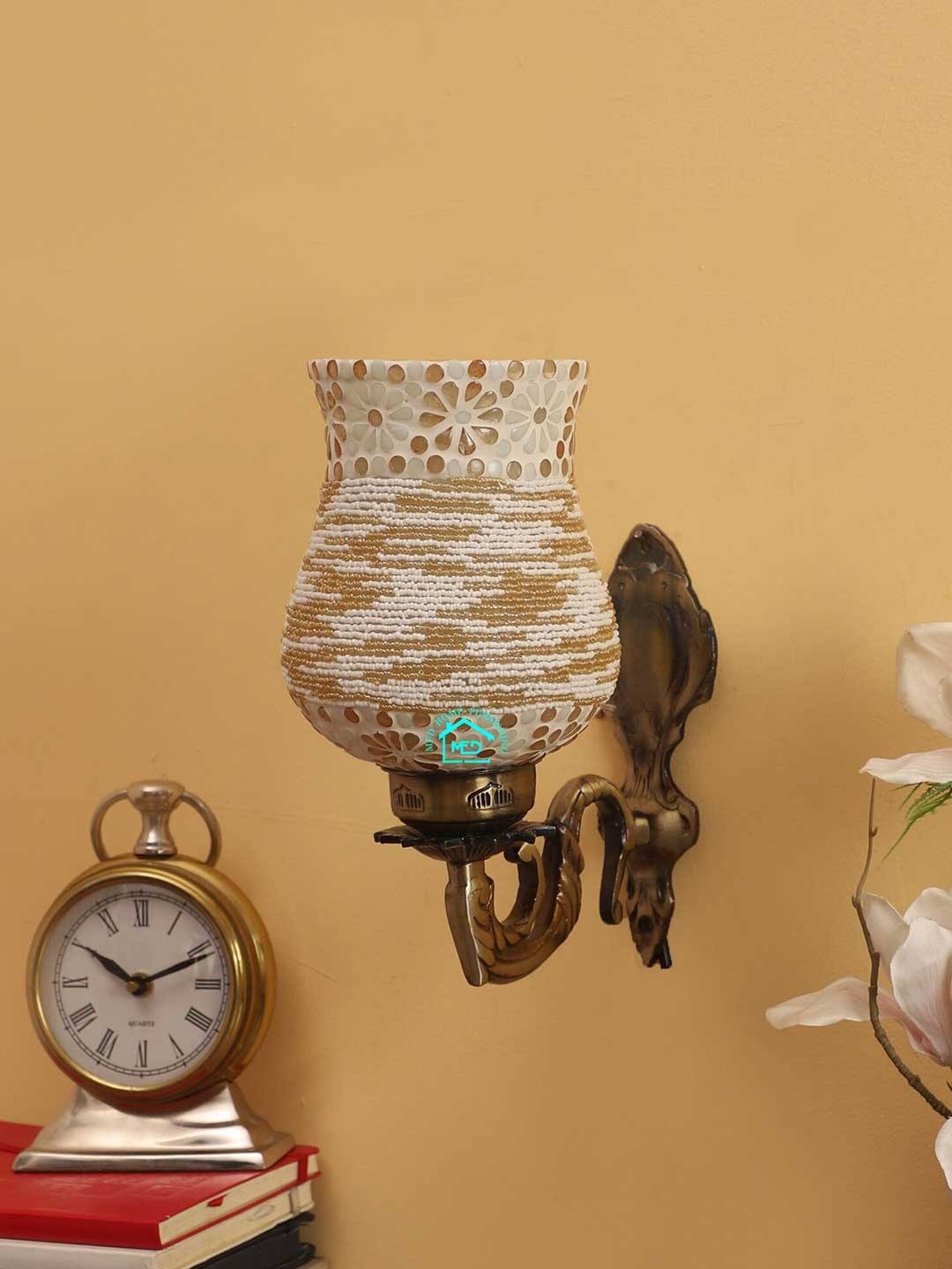 

MFD HOME FURNISHING White & Gold-Toned Self Design Traditional Wallchiere