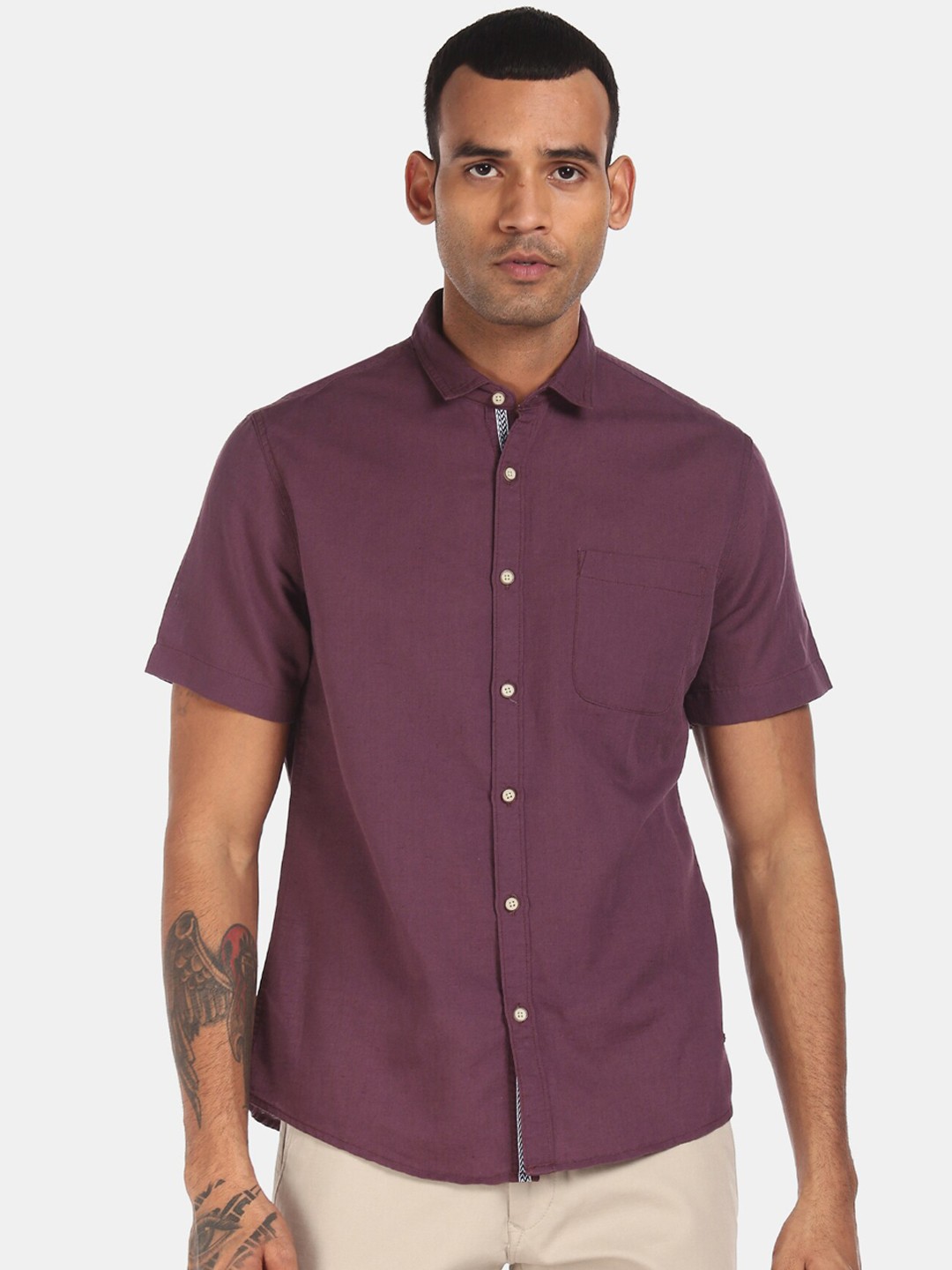 

Cherokee Men Burgundy Solid Cotton Linen Casual Shirt