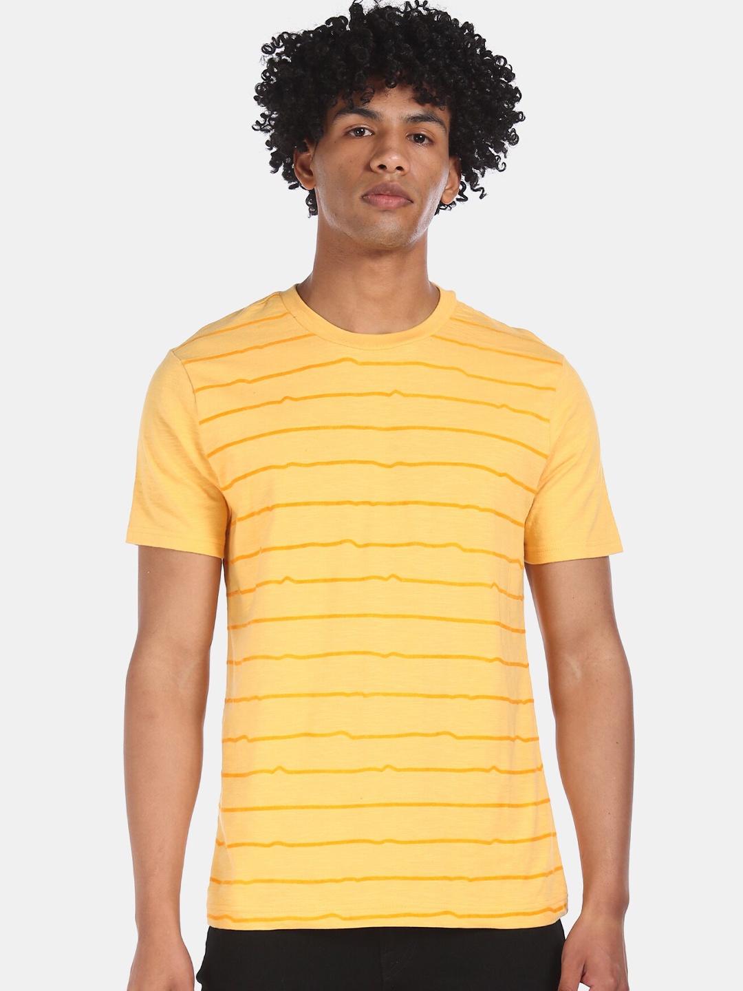 

Cherokee Men Yellow Striped Round Neck T-shirt