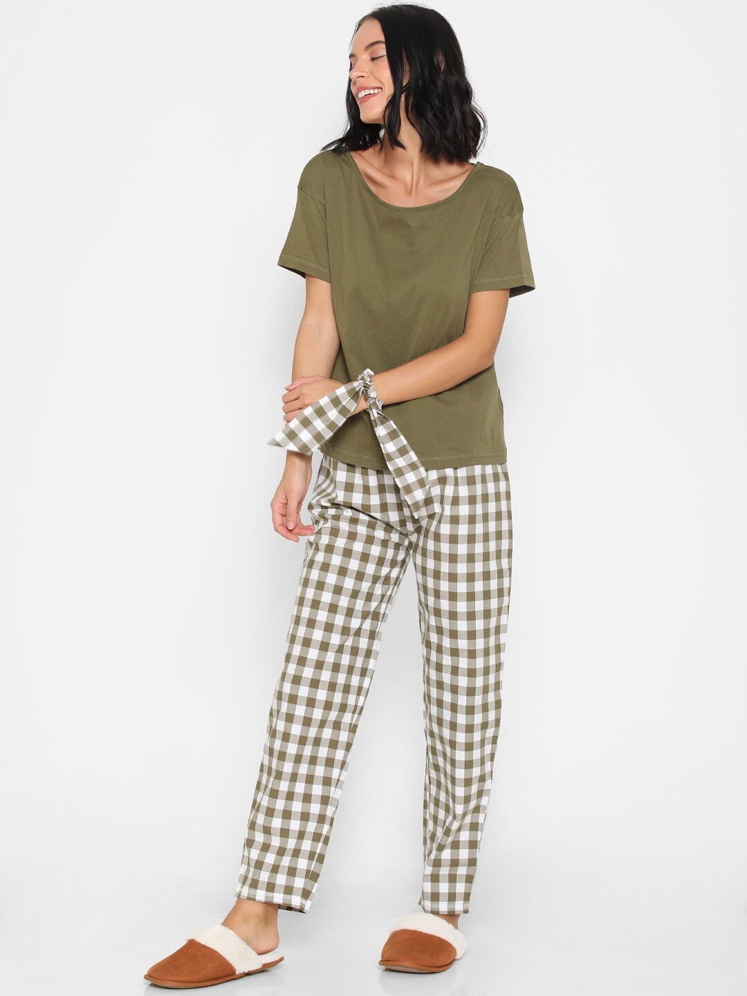 

FOREVER 21 Women Olive Nightsuit