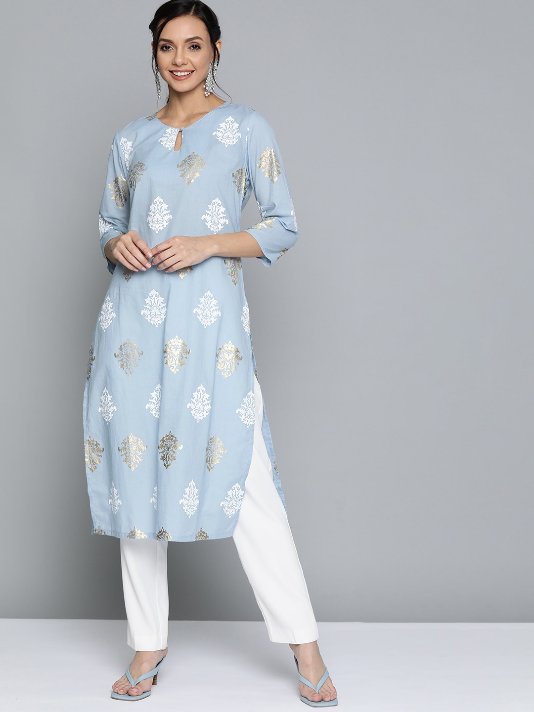 

HERE&NOW Women Blue & White Ethnic Motifs Printed Keyhole Neck Pastels Kurta