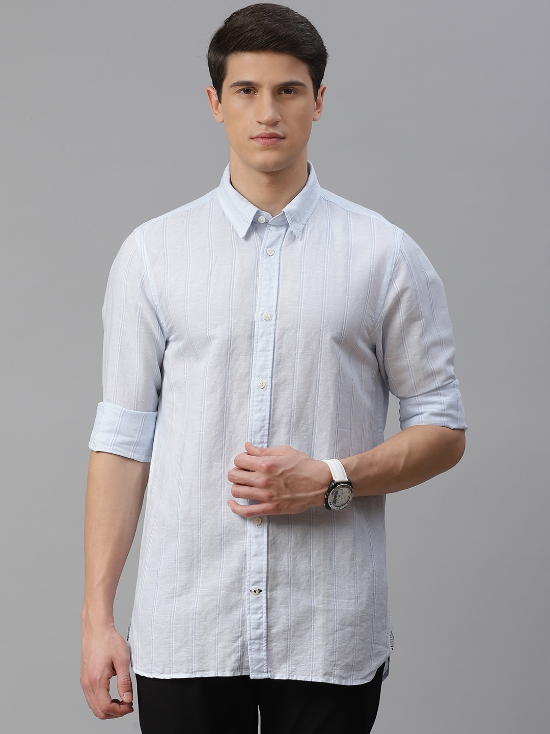 

Tommy Hilfiger Men Blue Slim Fit Linen Cotton Striped Casual Shirt