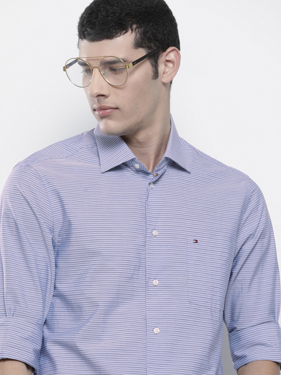 

Tommy Hilfiger Men Blue Striped Regular Fit Pure Cotton Semiformal Shirt