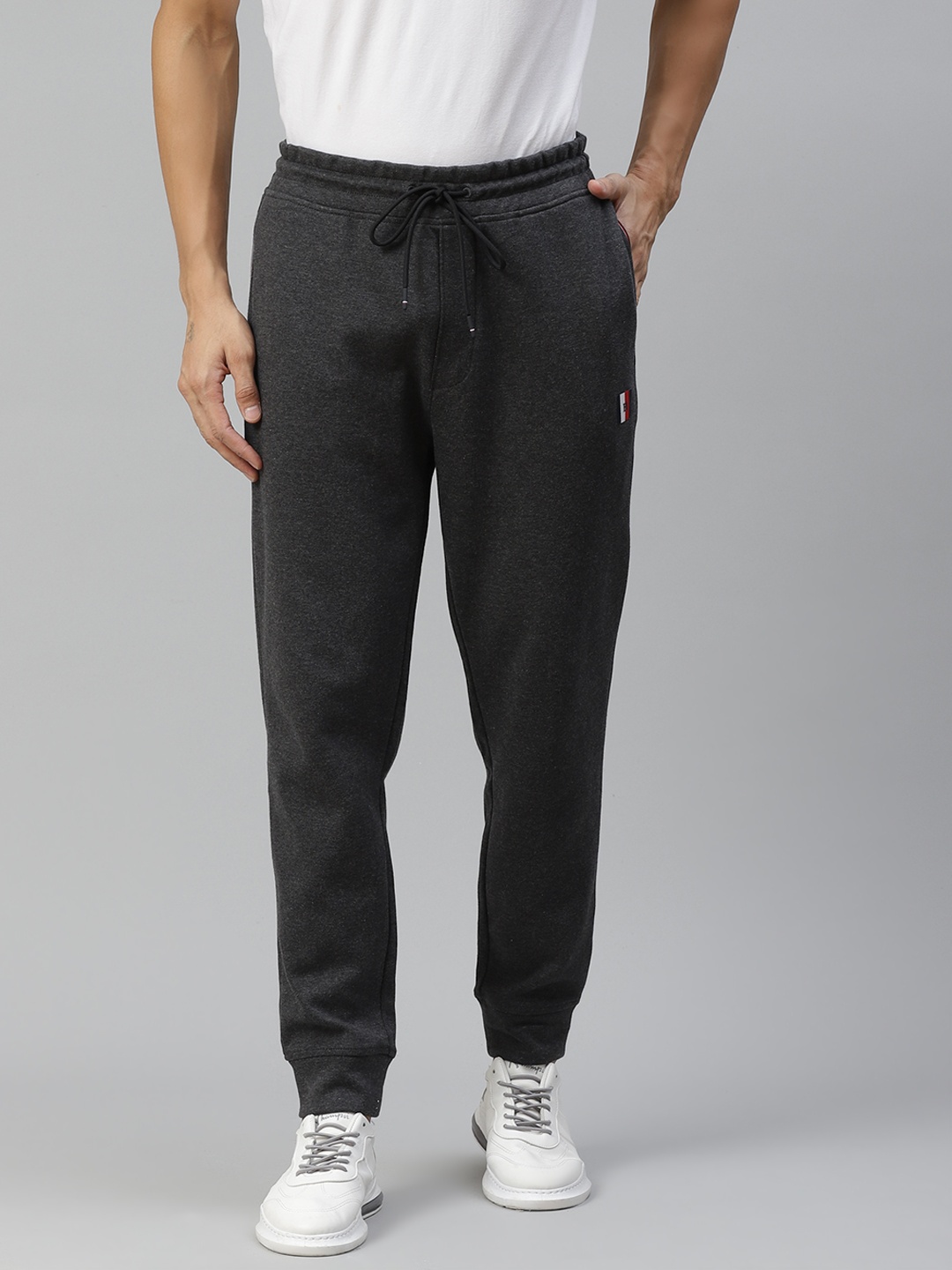 

Tommy Hilfiger Men Charcoal Grey Solid Joggers