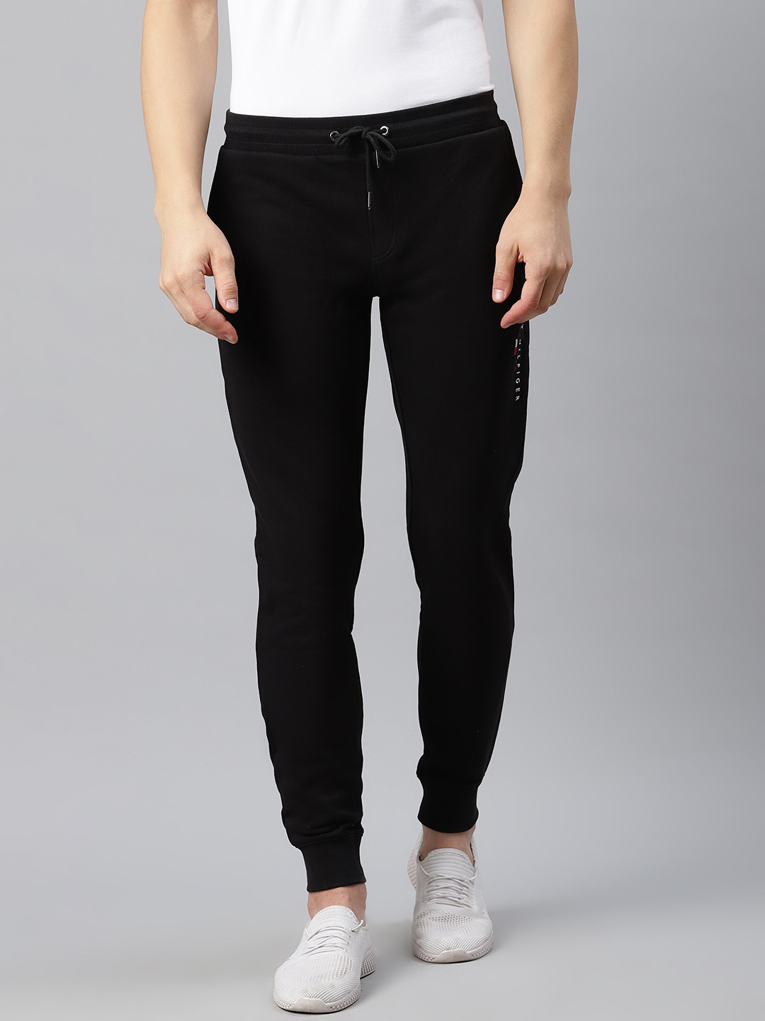 

Tommy Hilfiger Men Black Straight Fit Solid Pure Cotton Joggers