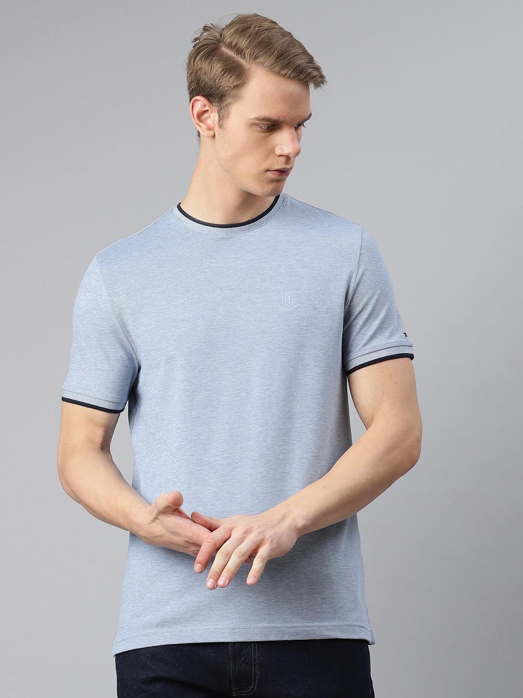 

Tommy Hilfiger Men Blue Solid Round Neck T-shirt