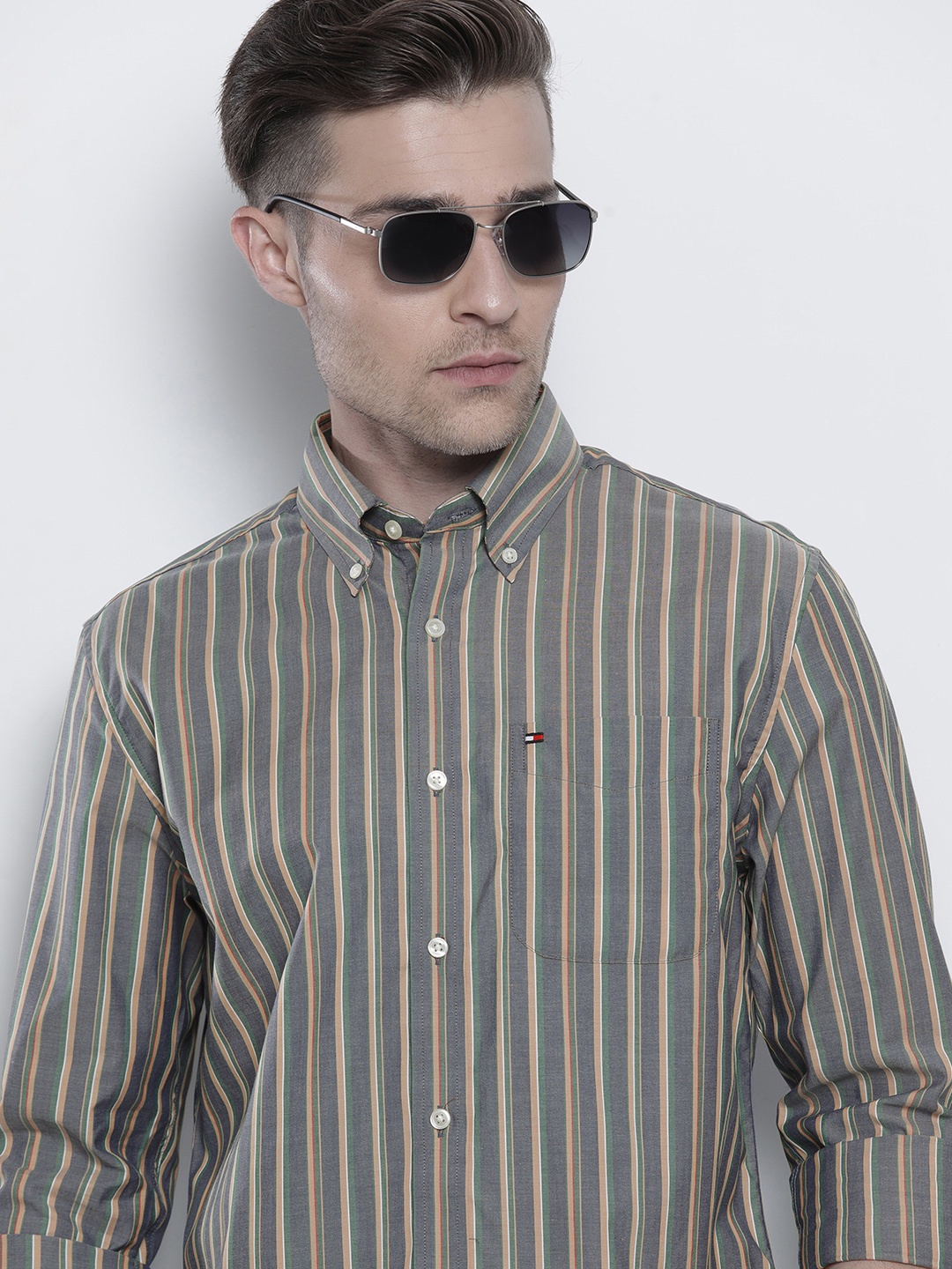 

Tommy Hilfiger Men Grey & Green Striped Slim Fit Casual Shirt