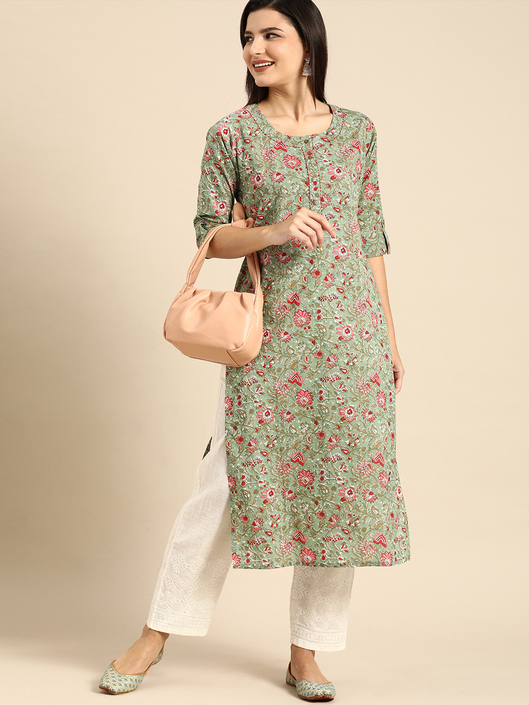 

Rajnandini Women Green Floral Printed Pure Cotton Kurta
