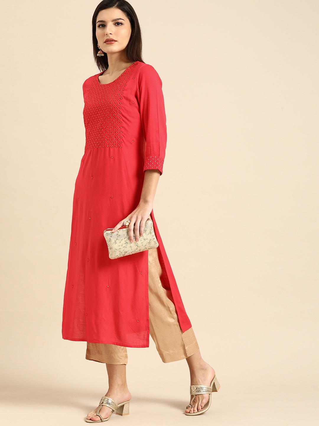 

Rajnandini Women Coral Red Floral Embroidered Kurta