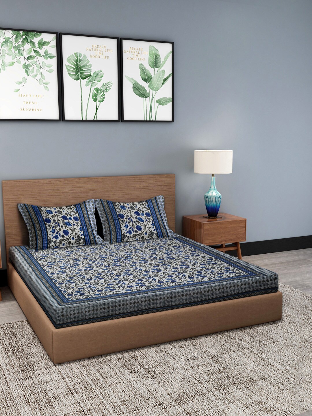 

Gulaab Jaipur Navy Blue & White Floral 210 TC Cotton 1 King Bedsheet with 2 Pillow Covers