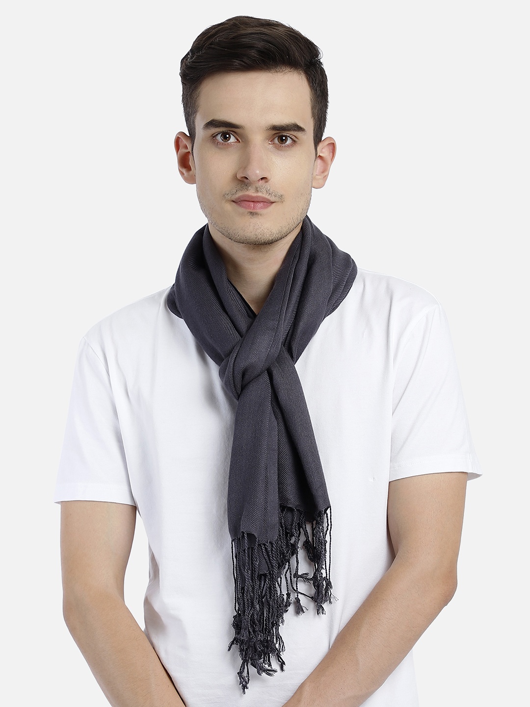 

Aditi Wasan Men Grey Solid Stole