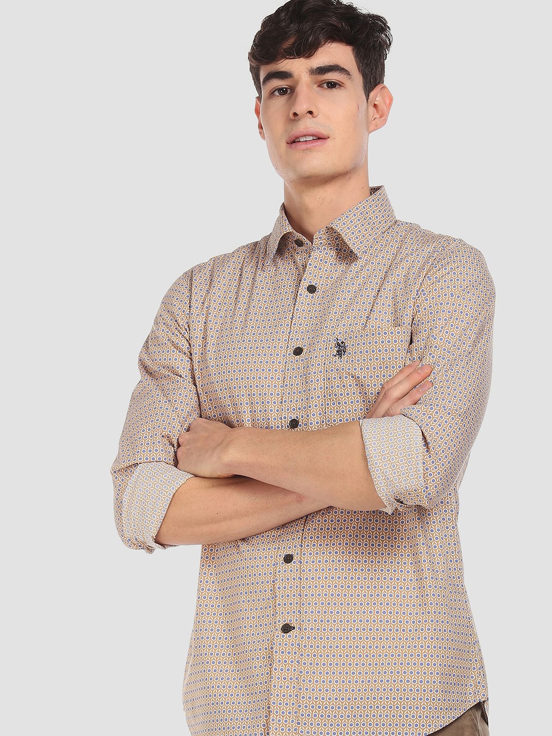 

U.S. Polo Assn. Men Beige & Blue Regular Fit Printed Casual Shirt