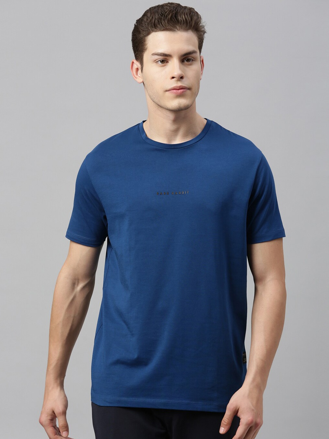 

RARE RABBIT Men Blue Pure Cotton Solid Round Neck Pure Cotton T-shirt