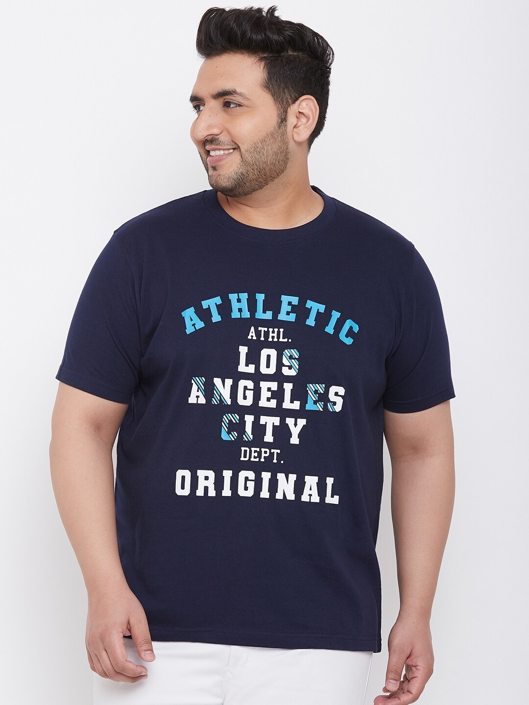 

bigbanana Men Plus Size Navy Blue & White Pure Cotton Printed Round Neck T-shirt