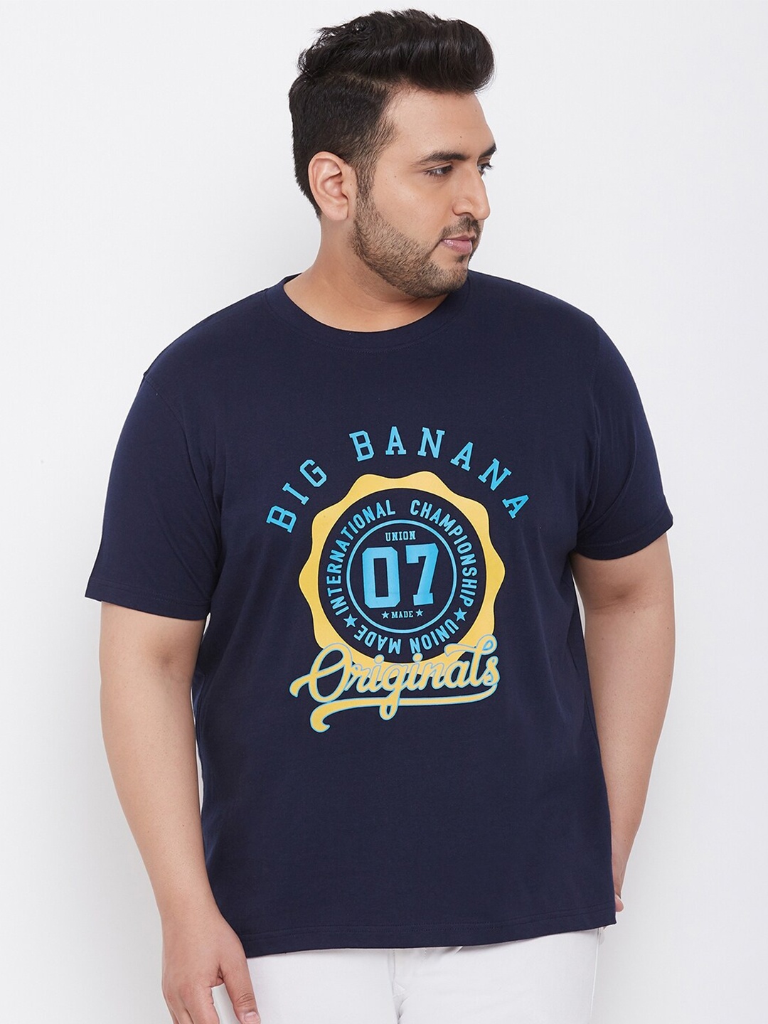 

bigbanana Men Plus Size Navy Blue & Yellow Pure Cotton Printed Round Neck T-shirt