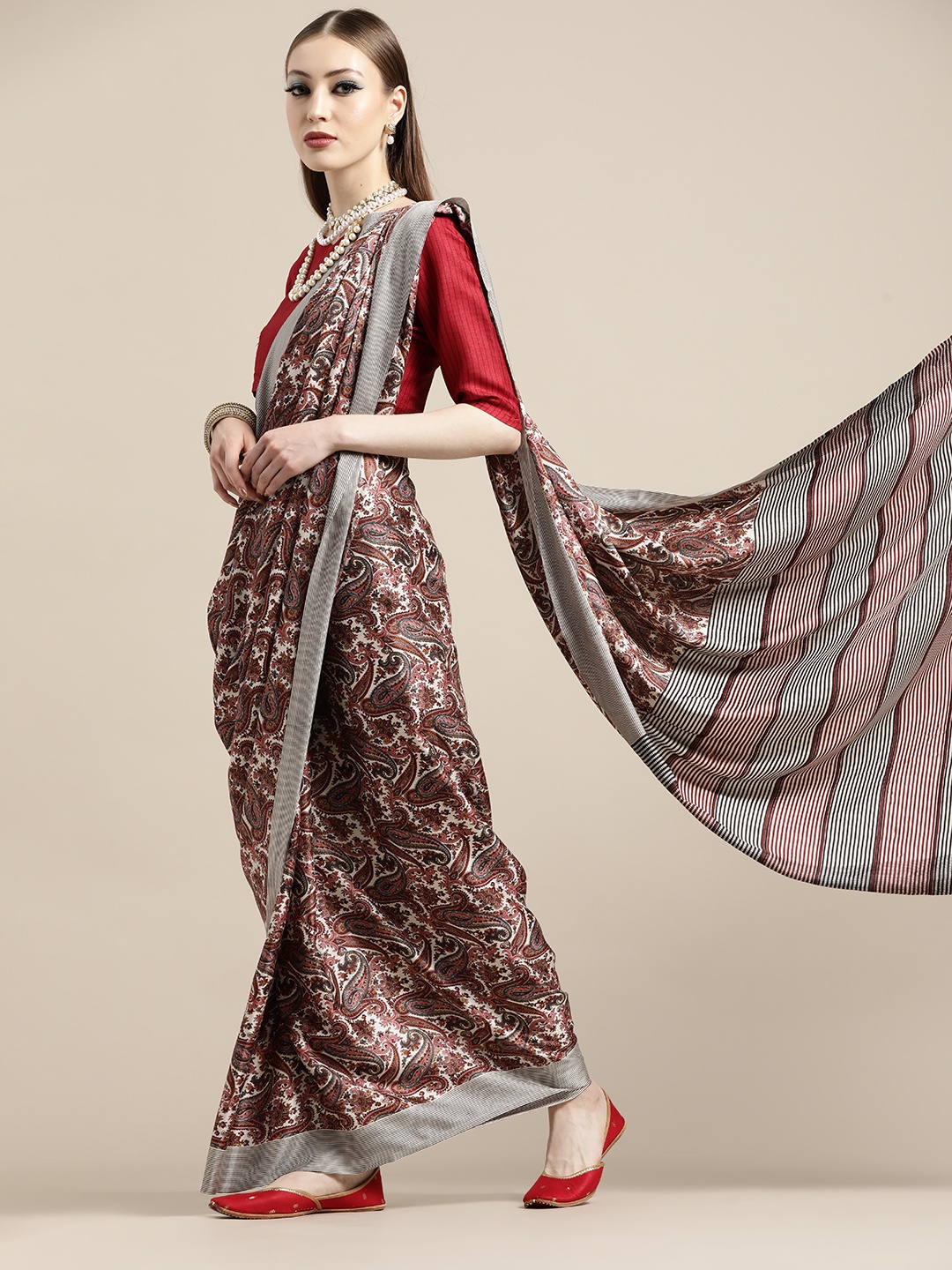 

Saree mall Paisley Saree with Printed border, Off white