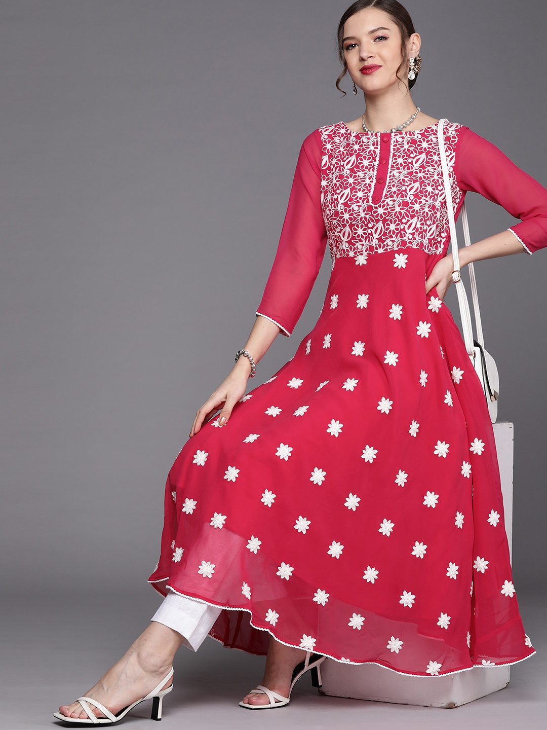 

Inddus Women Pink & White Ethnic Motifs Embroidered Anarkali Kurta