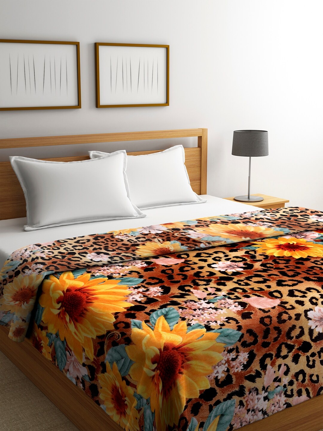 

KLOTTHE Unisex Yellow Floral 300 GSM Double Bed Comforter