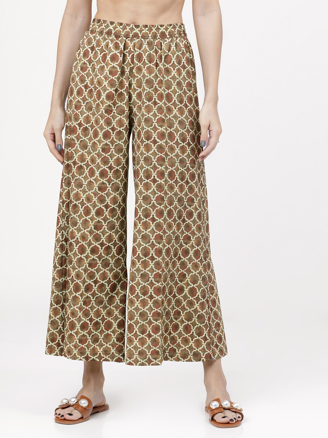 

Vishudh Women Cream-Coloured & Green Printed Palazzo
