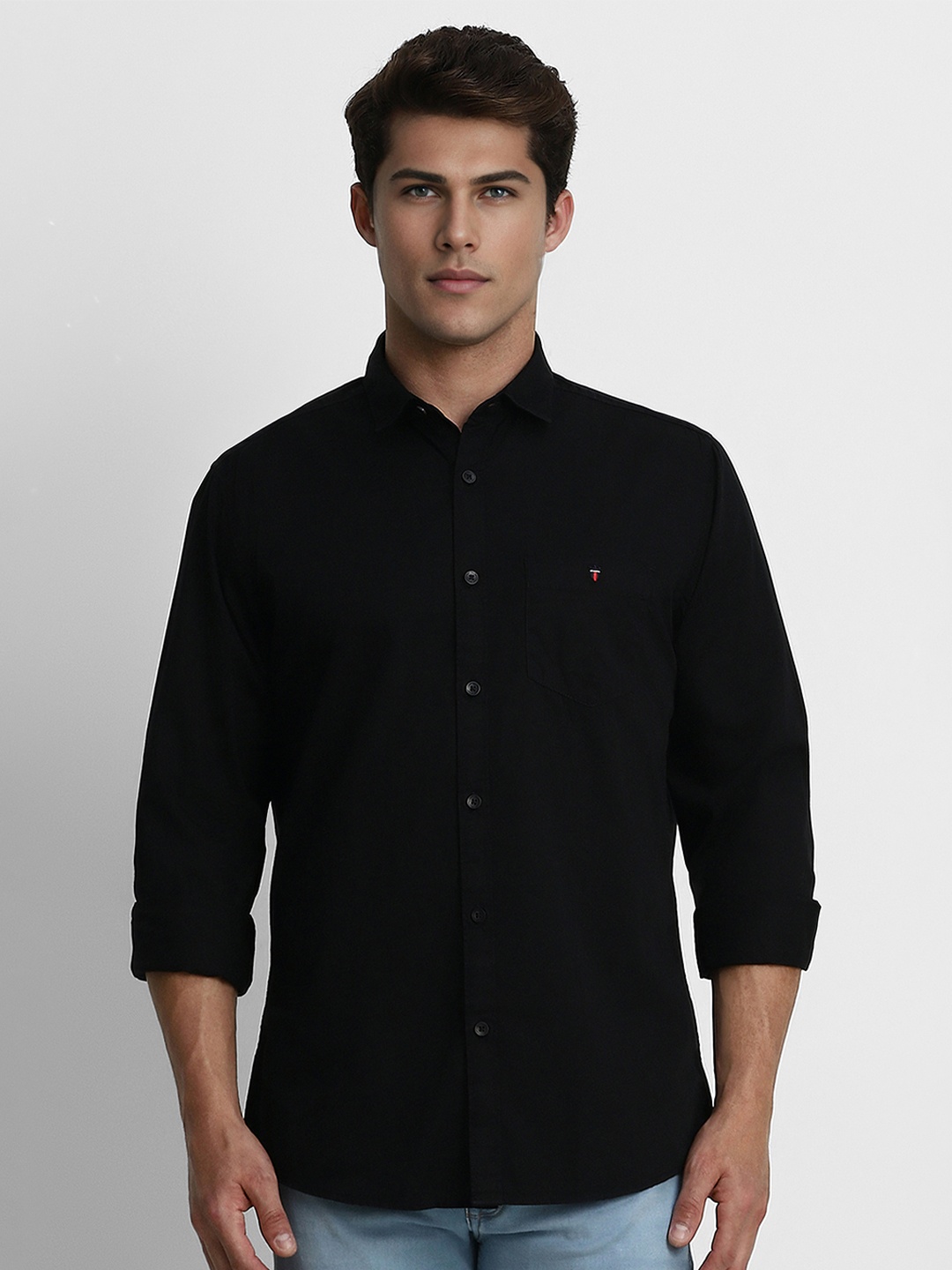 

Louis Philippe Jeans Men Black Slim Fit Solid Casual Shirt