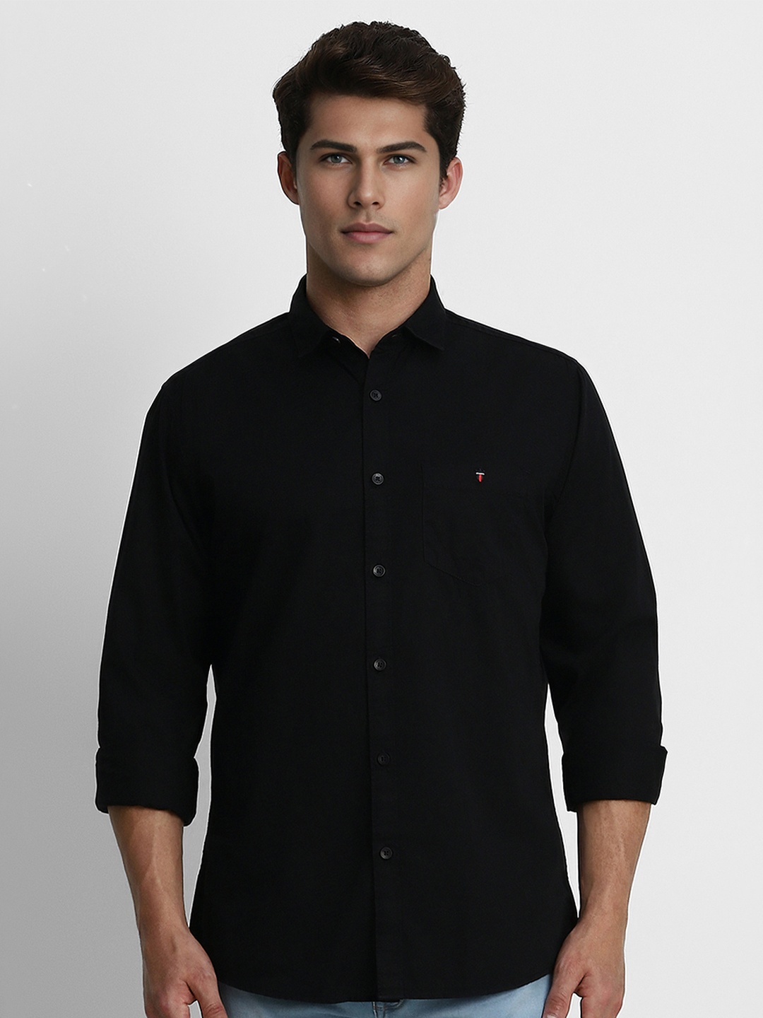 

Louis Philippe Jeans Men Black Slim Fit Solid Casual Shirt