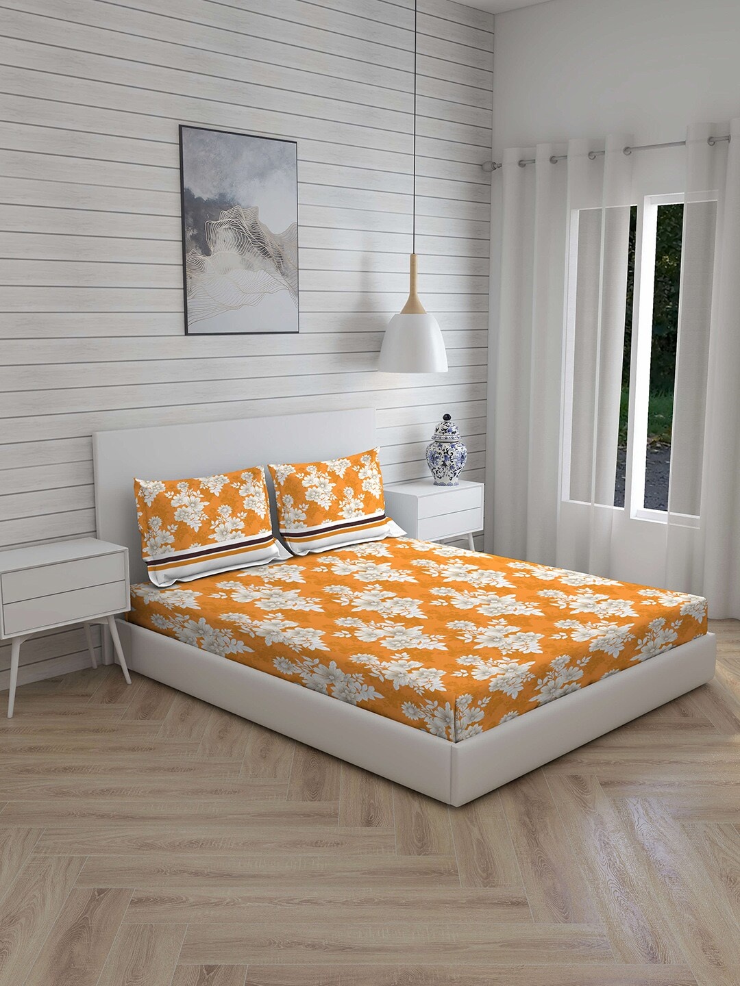 

Layers Orange & Grey Floral 144 TC Cotton 1 King Bedsheet with 2 Pillow Covers