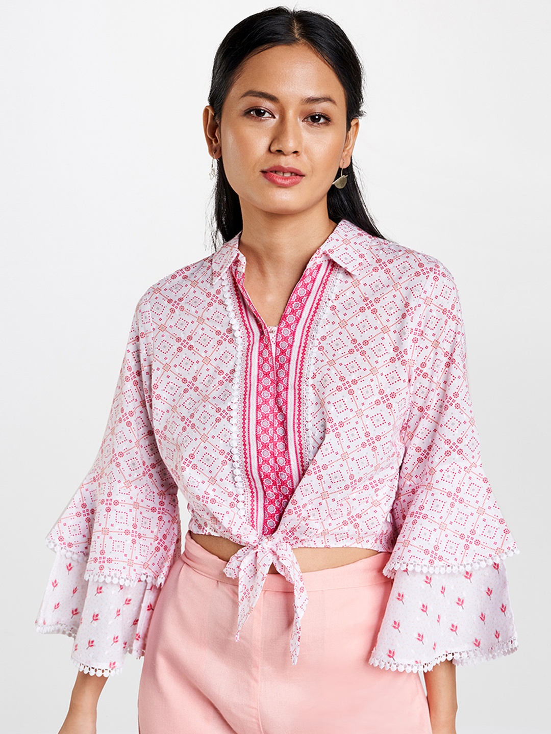 

Global Desi Women Pink & White Geometric Print Regular Crop Top