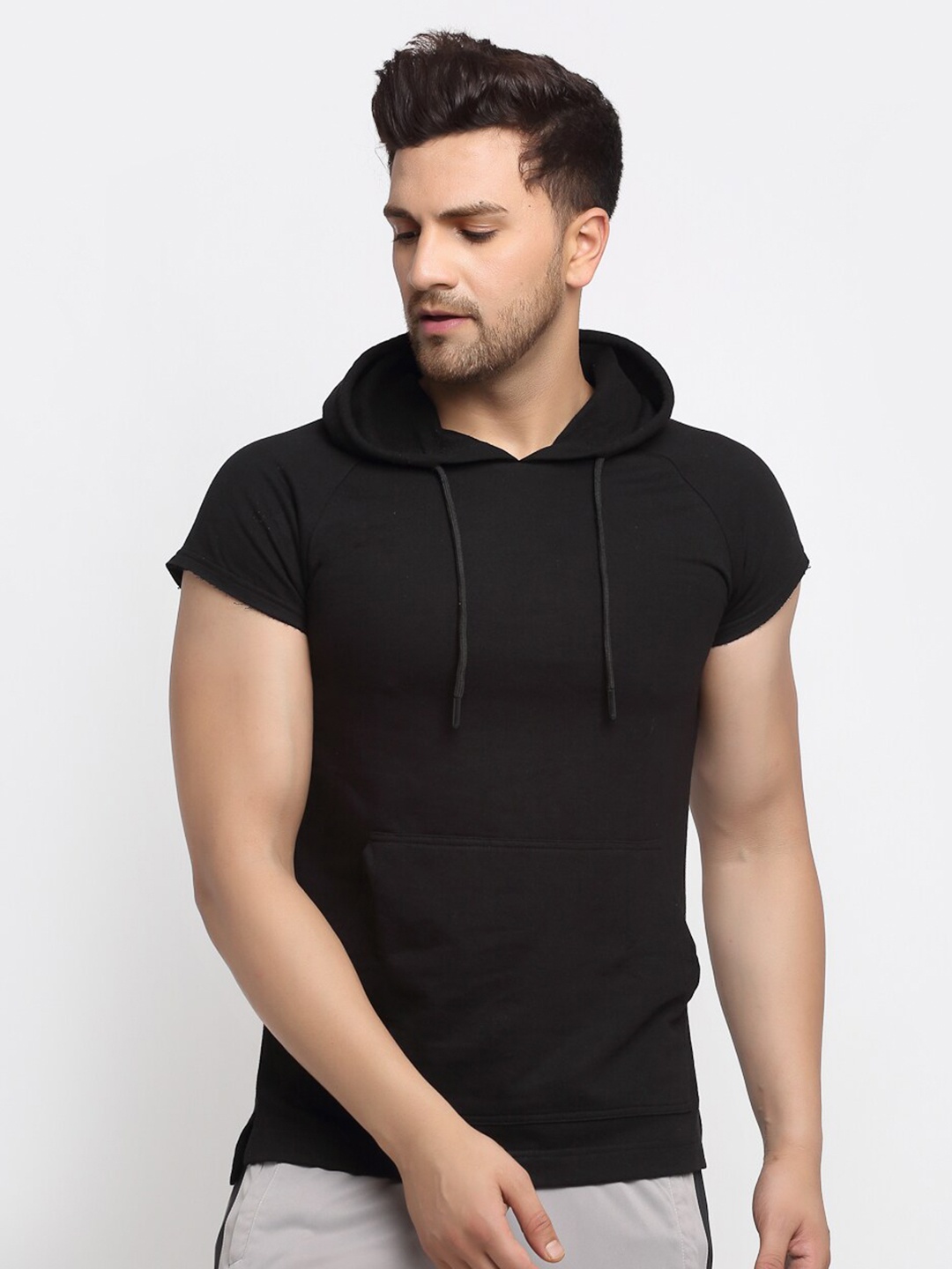 

PERFKT-U Men Black Solid Hood Training T-shirt