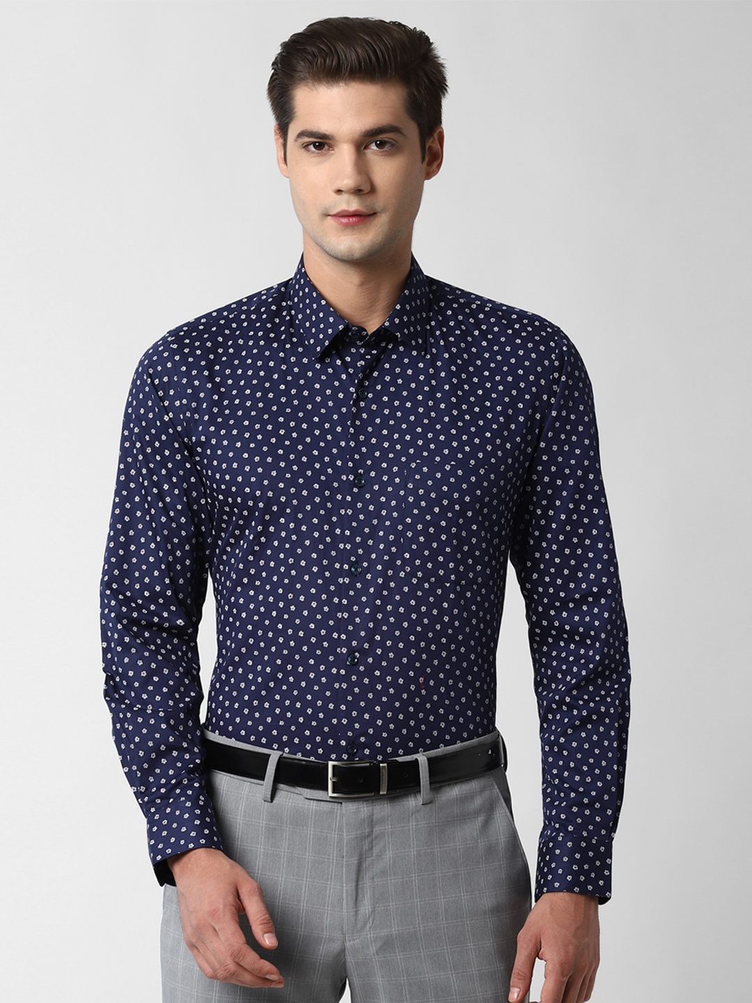 

Peter England Men Navy Blue Slim Fit Printed Formal Shirt