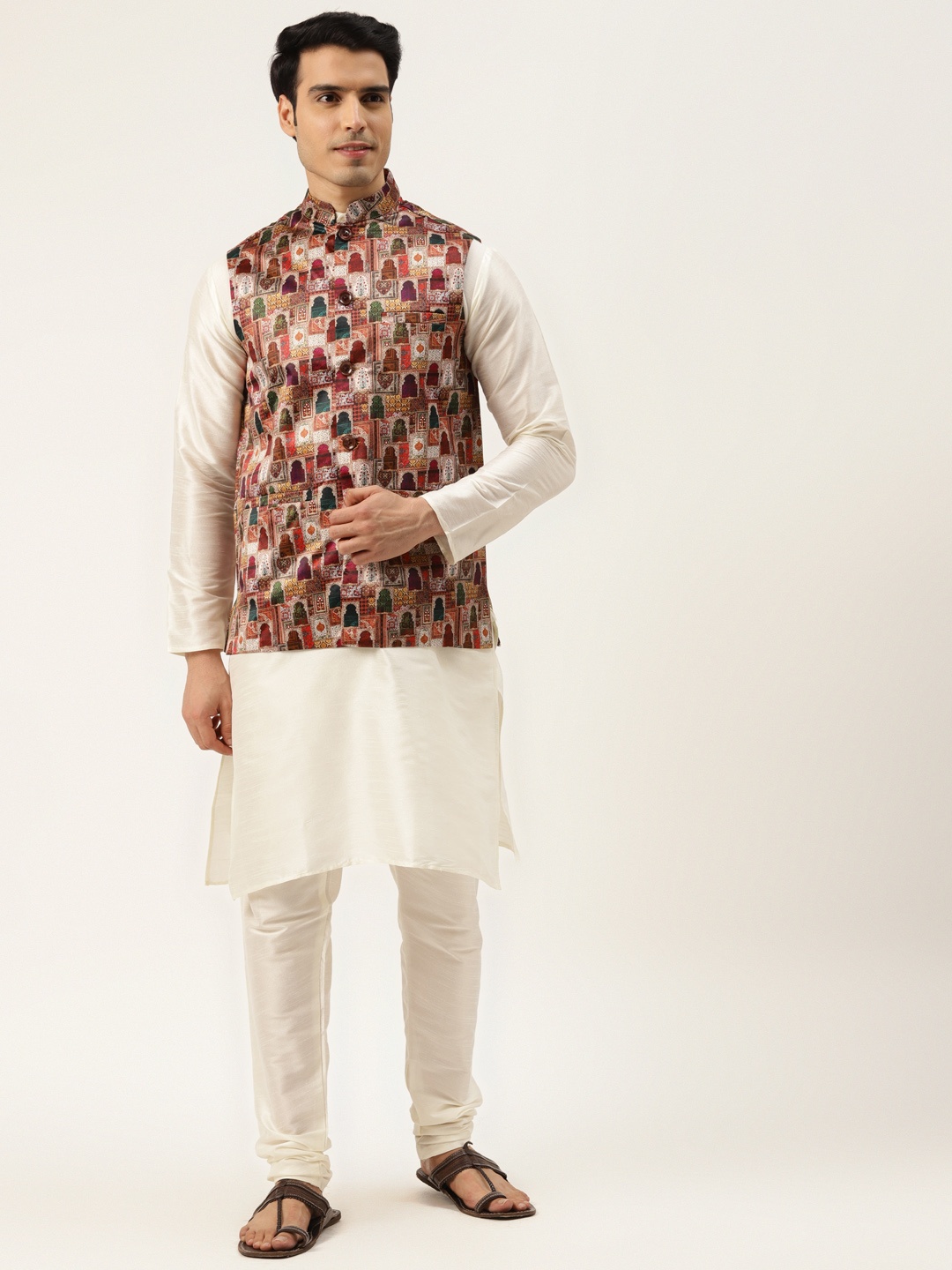 

SOJANYA Men Off White Solid Kurta Set With Printed Jacket