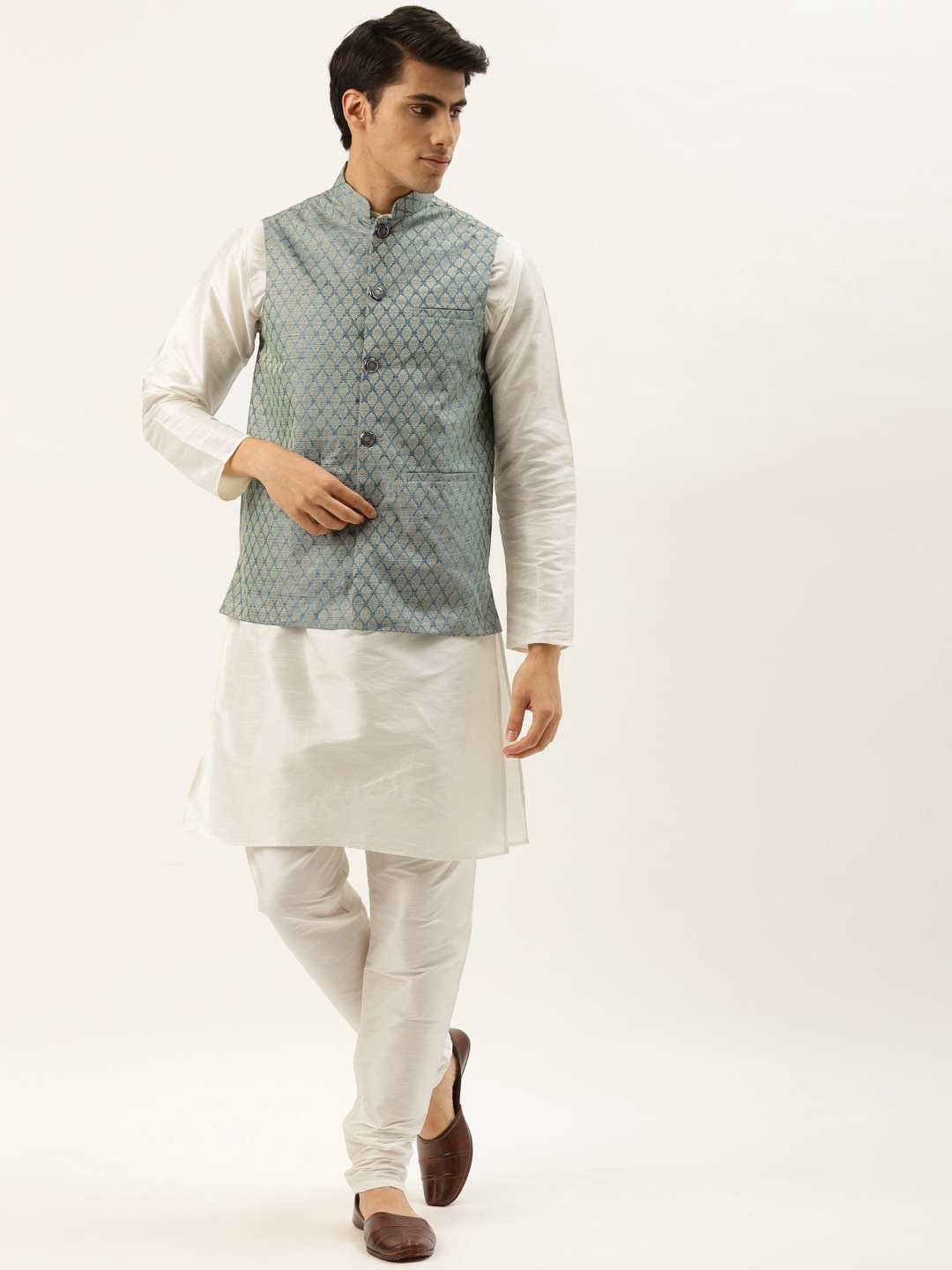 

SOJANYA Men Off White & Teal Jacquard Woven Design Kurta with Churidar & Nehru Jacket