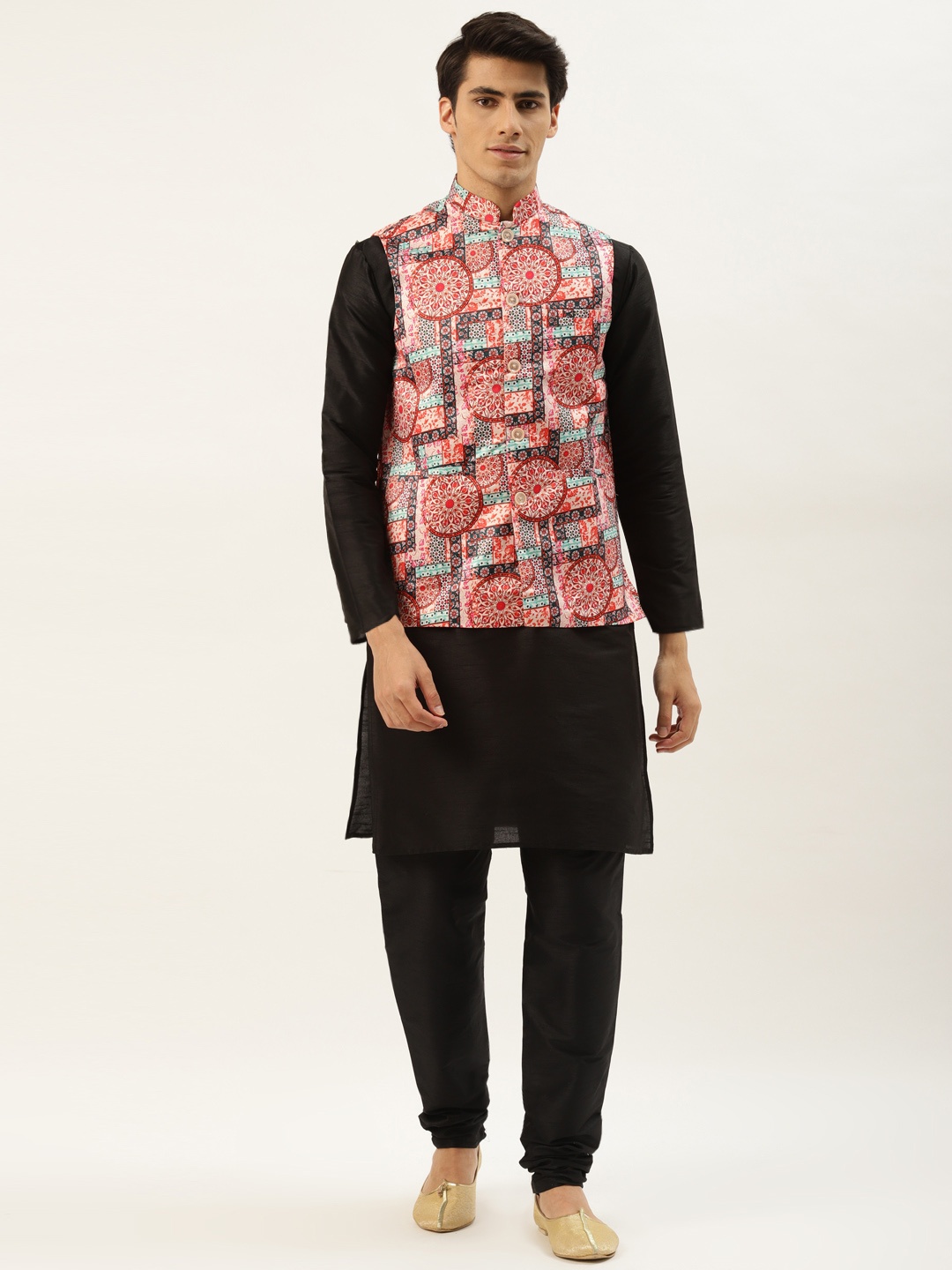 

SOJANYA Men Black Kurta with Churidar & Nehru Jacket