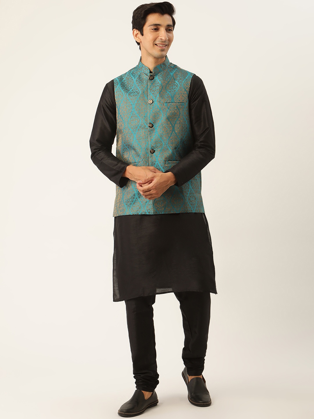 

SOJANYA Men Black Kurta with Churidar & Nehru Jacket