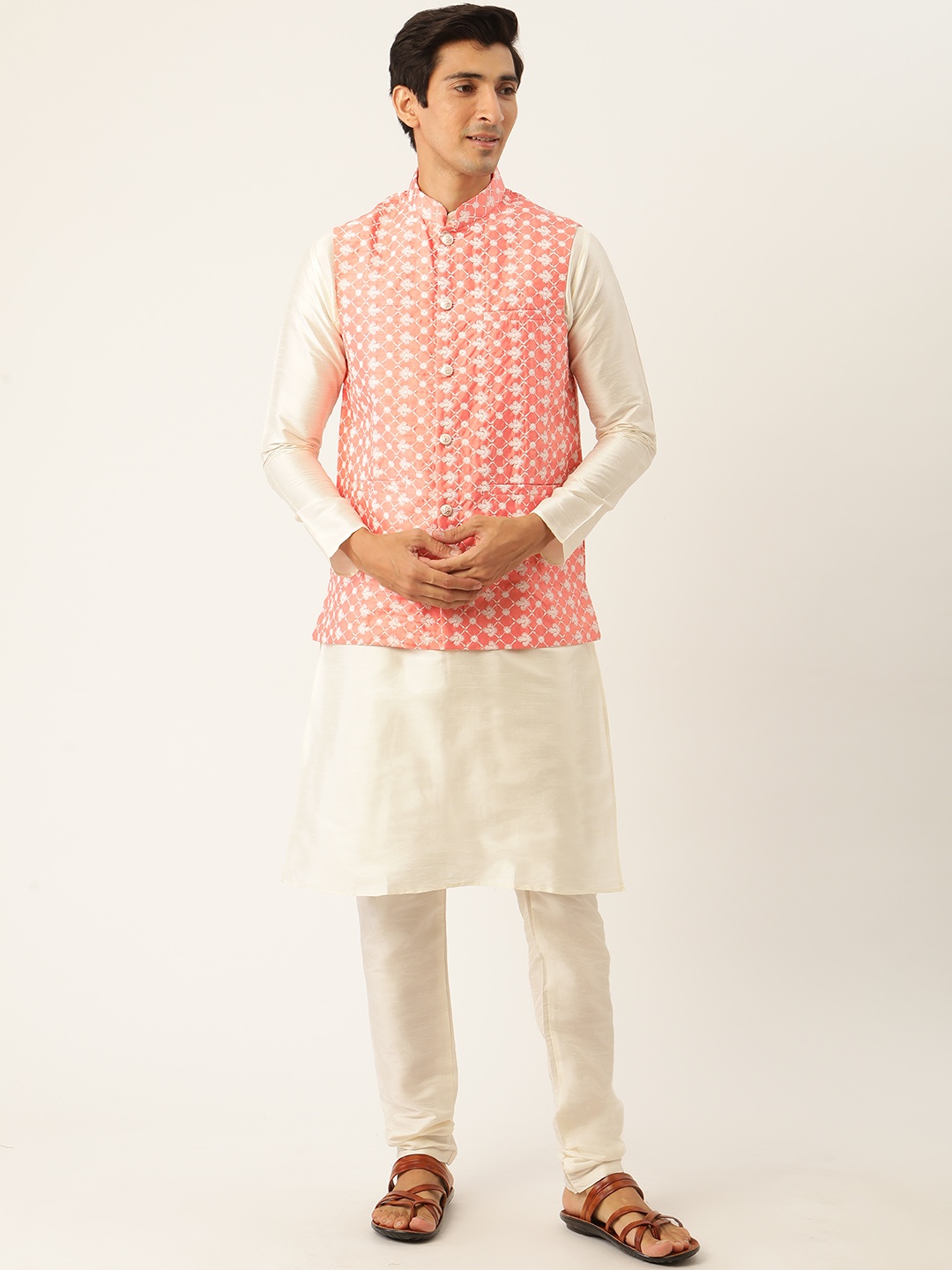 

SOJANYA Men Off White Solid Kurta with Churidar & Nehru Jacket