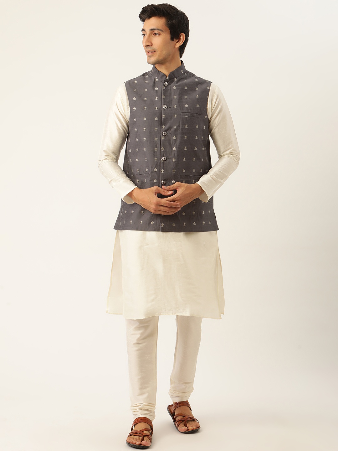 

SOJANYA Men Off White & Charcoal Grey Ethnic Motifs Kurta & Churidar with Nehru Jacket