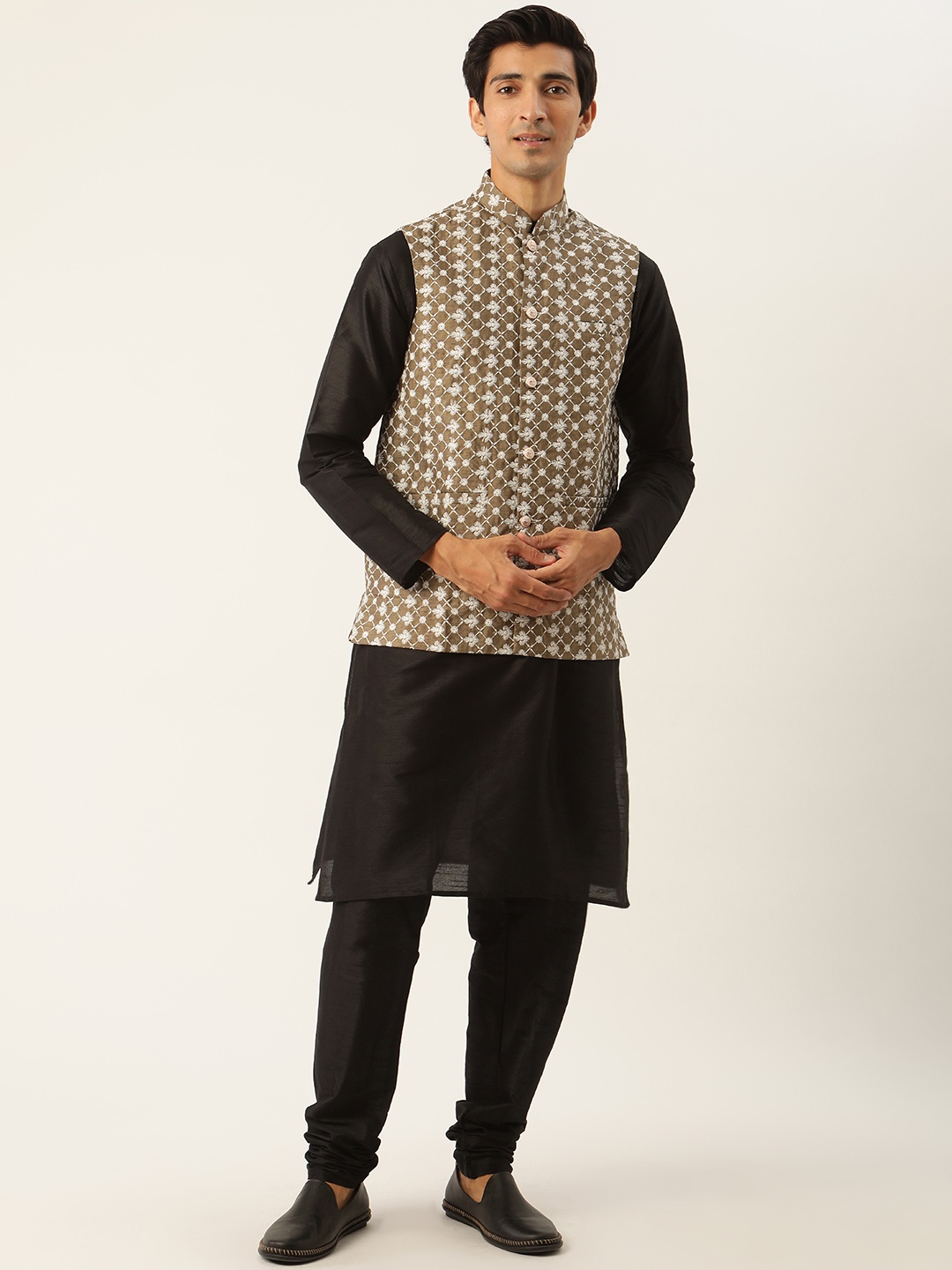 

SOJANYA Men Black & Olive Green Solid Kurta with Churidar & Embroidered Nehru Jacket