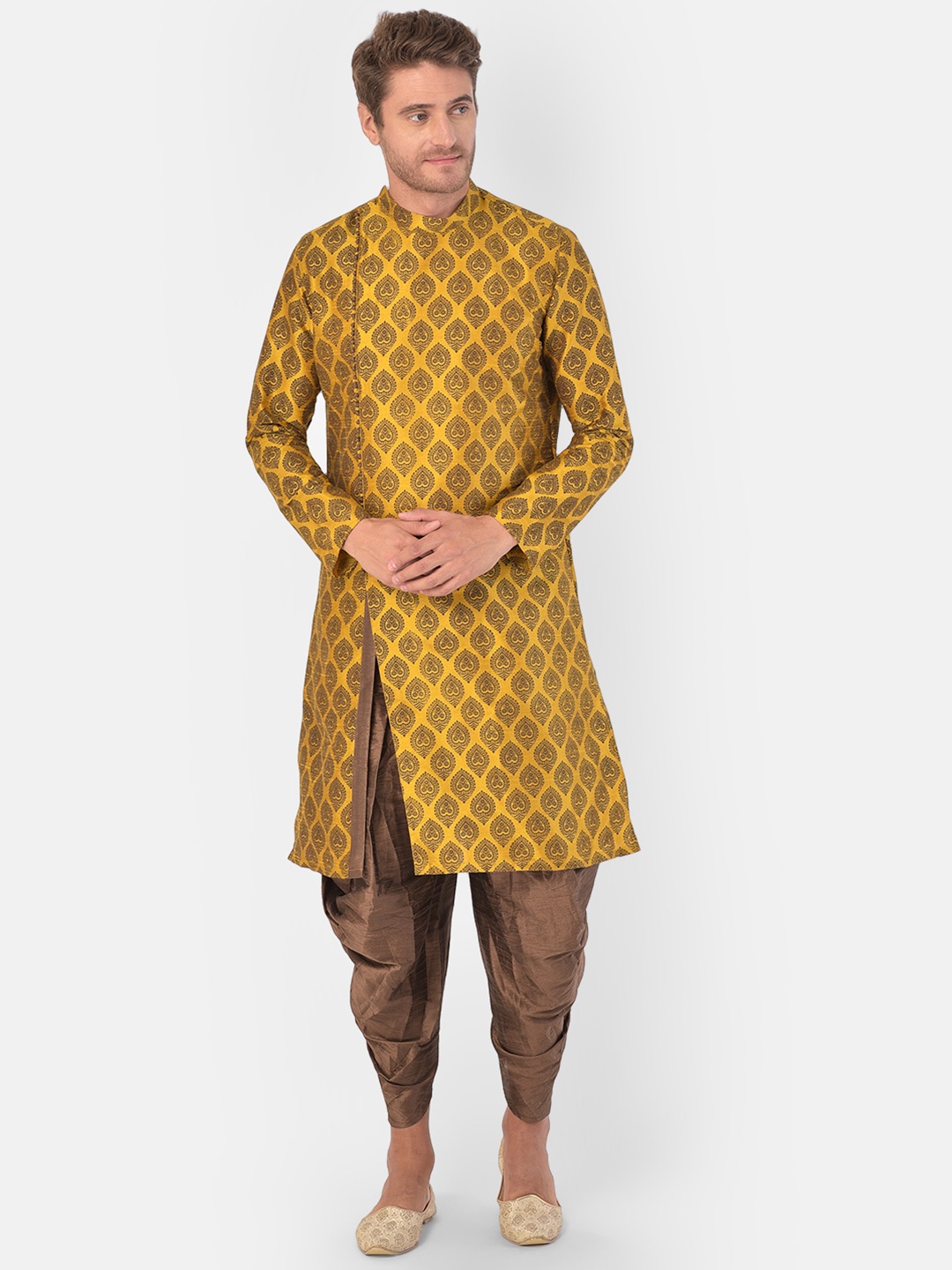 

DEYANN Men Yellow & Brown Ethnic Motifs Printed Kurta