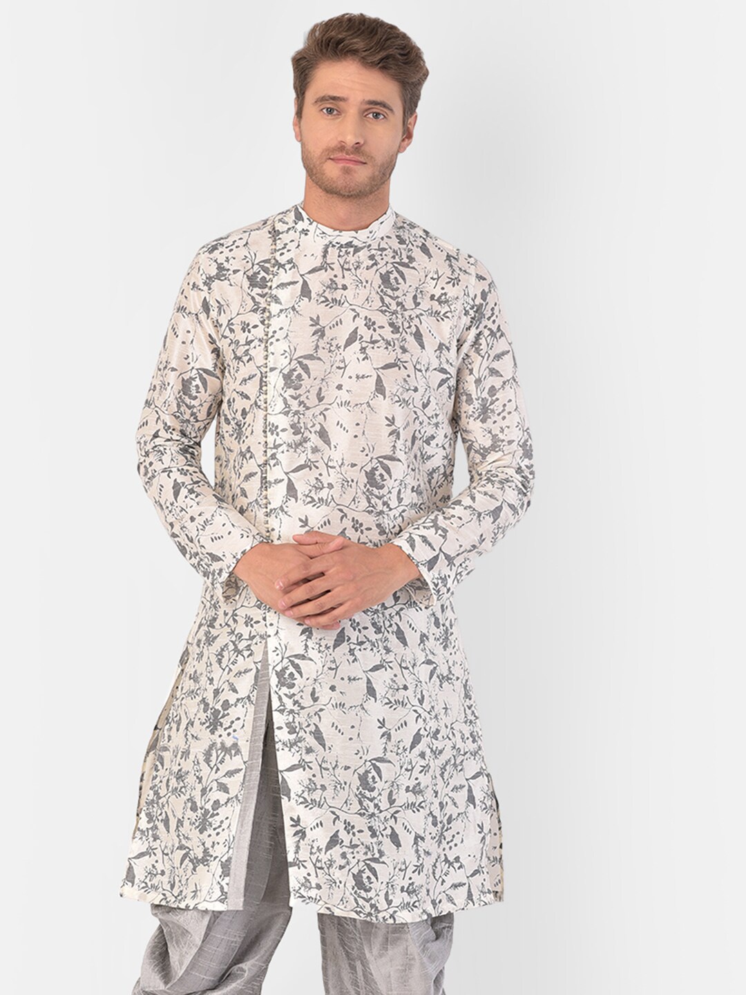 

DEYANN Men Off White Printed Kurta