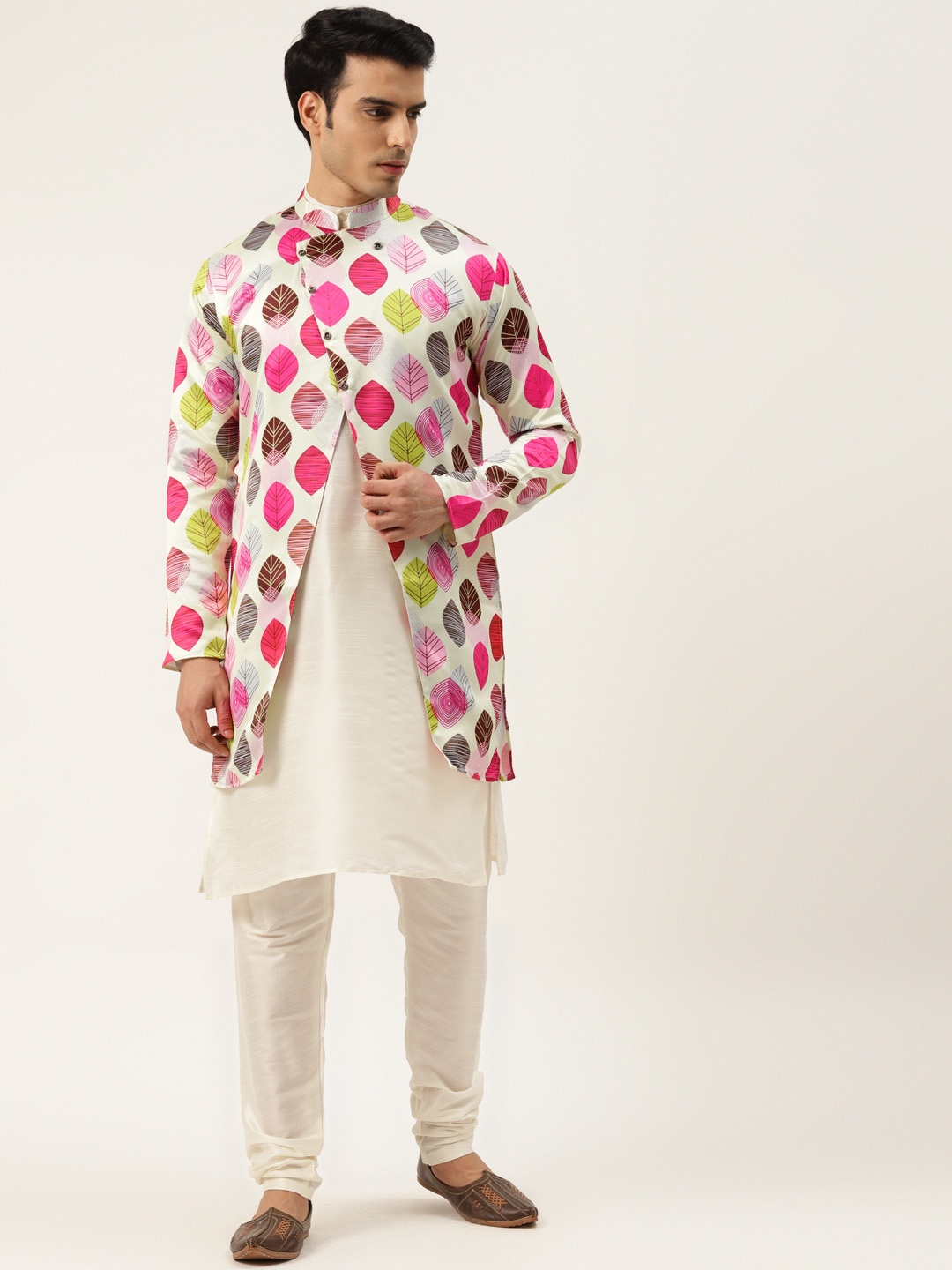 

SOJANYA Men Off White & Pink Kurta with Churidar