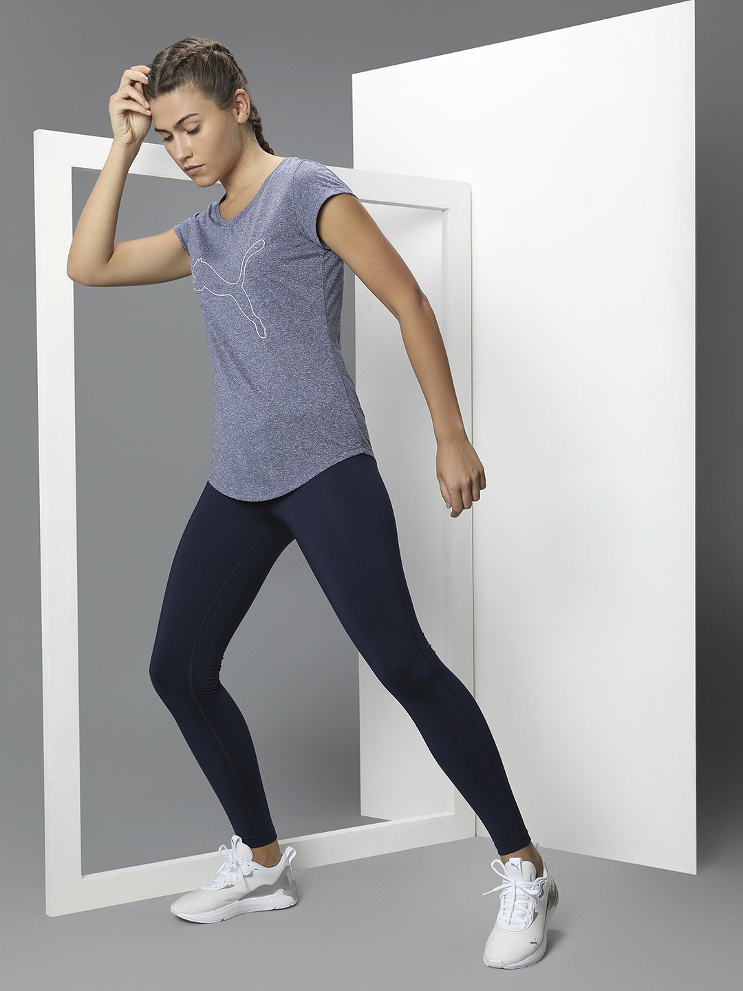 

Puma Women Navy Blue & White Performance Heather Cat Training Tee