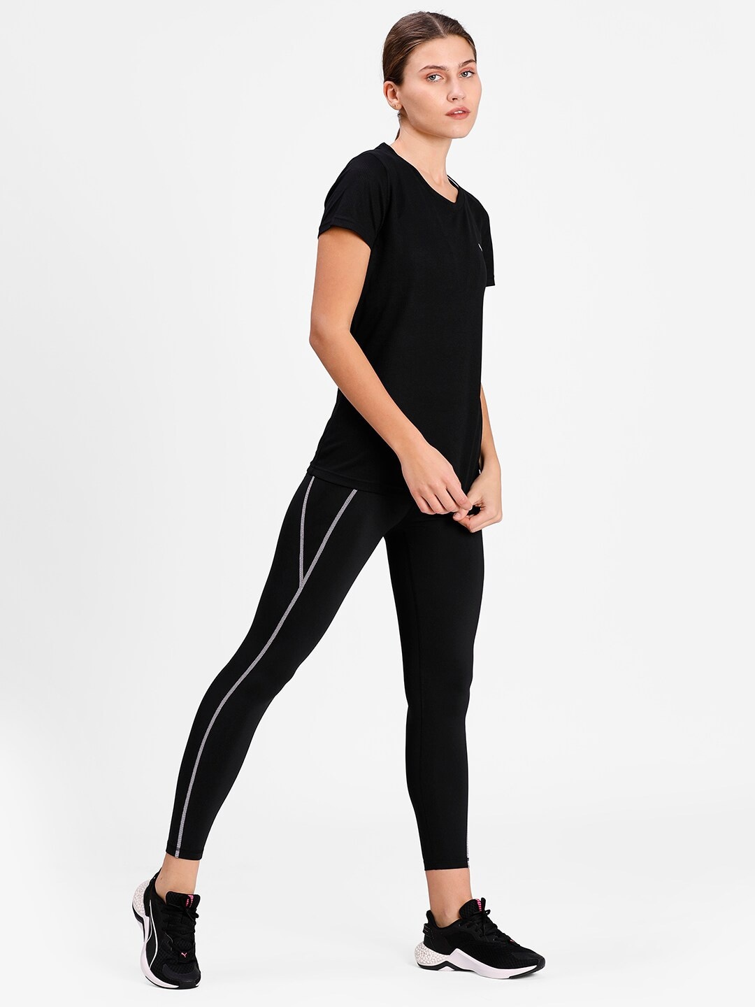 

Puma Women Black PERFORMANCE TEE W