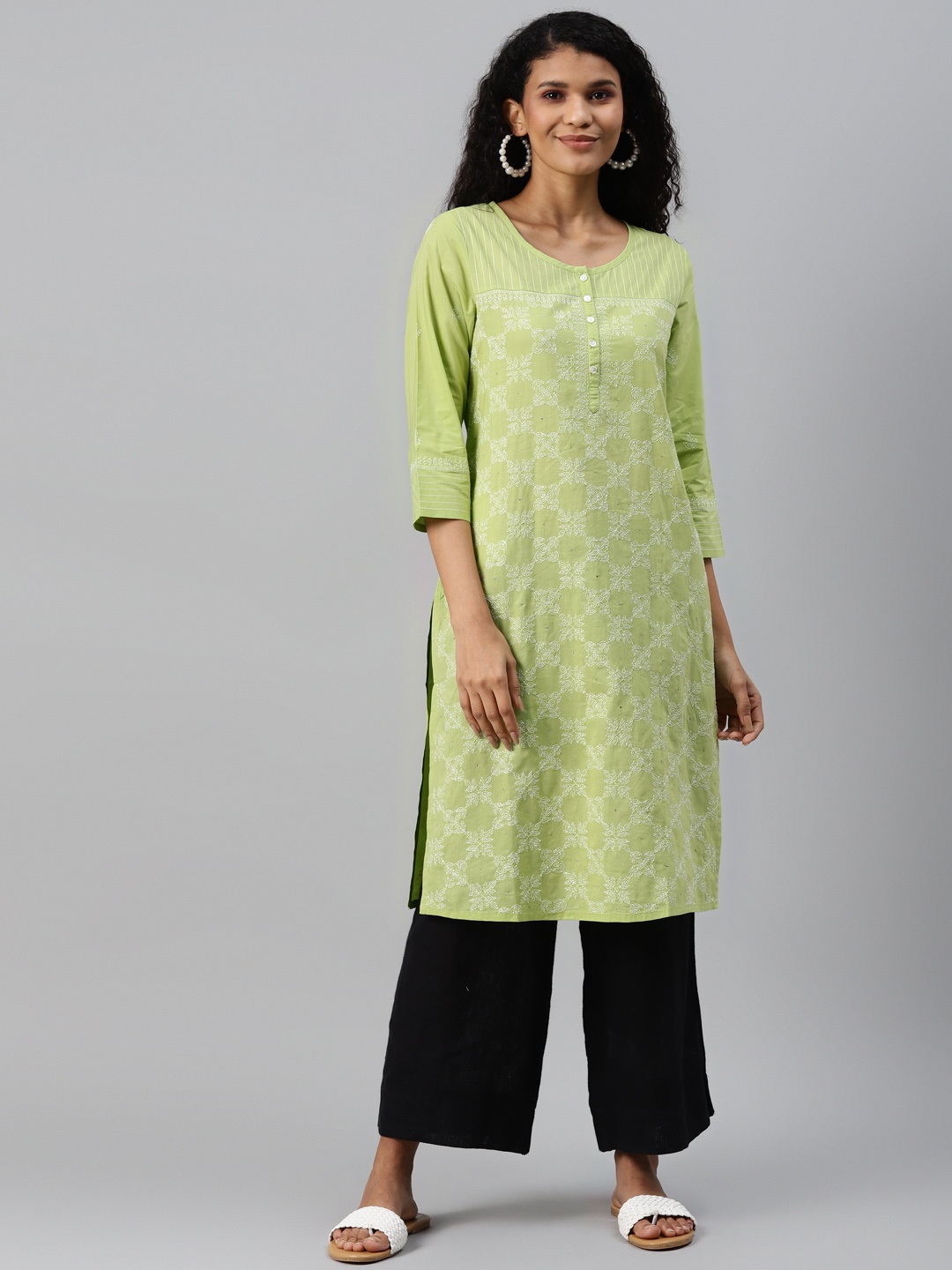 

Fabindia Women Green & White Floral Embroidered Kurta