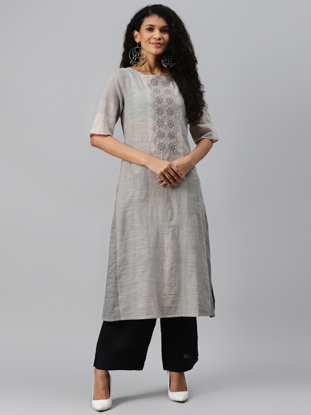 

Fabindia Women Grey Cotton Slim Fit Colourblocked Thread Work A-Line Kurta